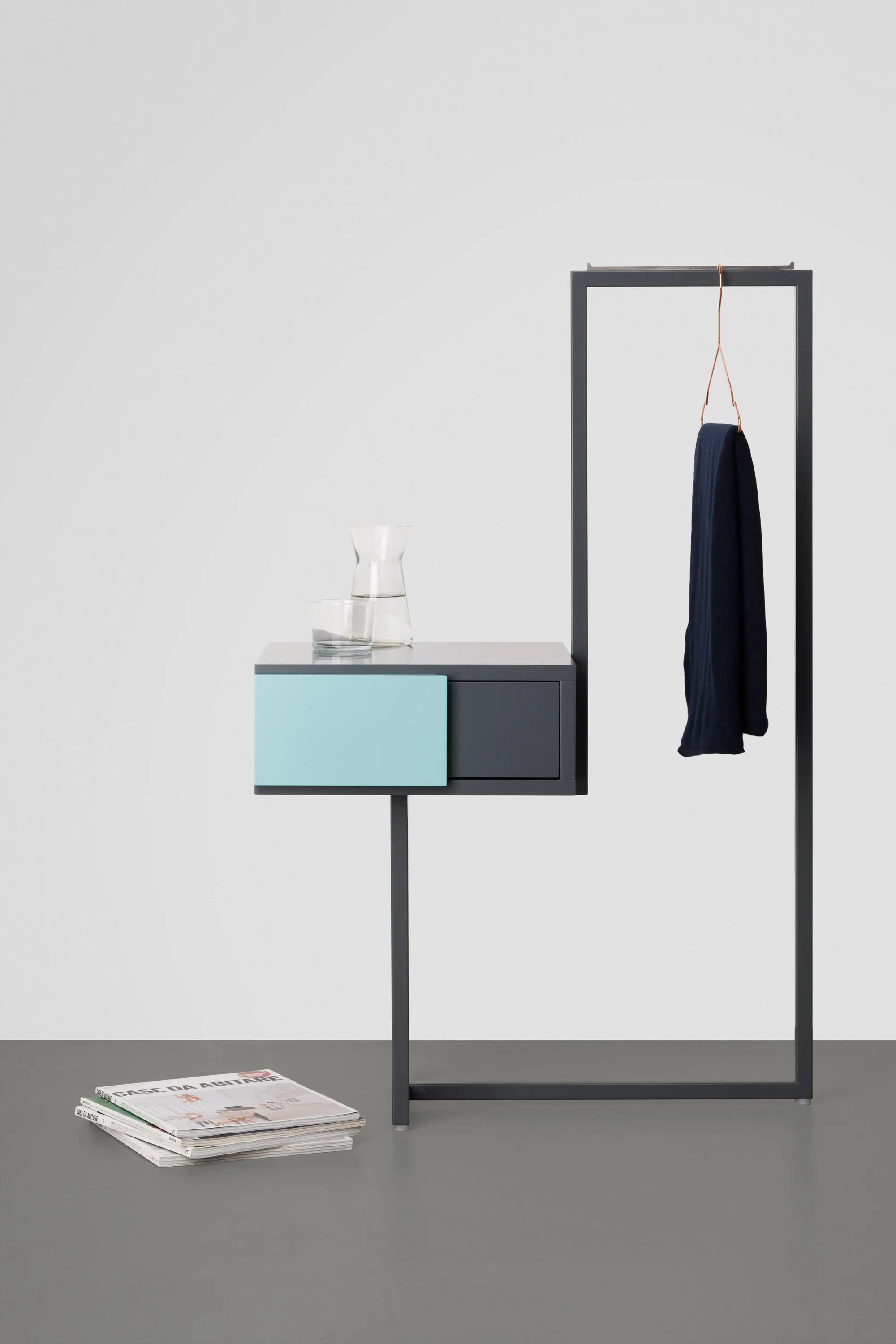 Quodes - Teca bedside table dressboy