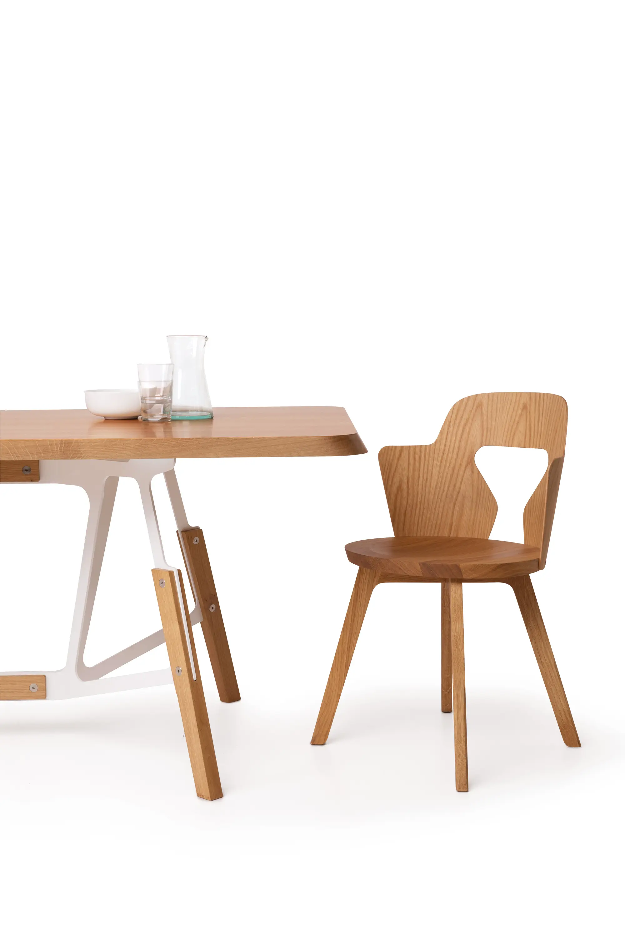 Quodes - Stammtisch rectangular table, solid wood tabletop