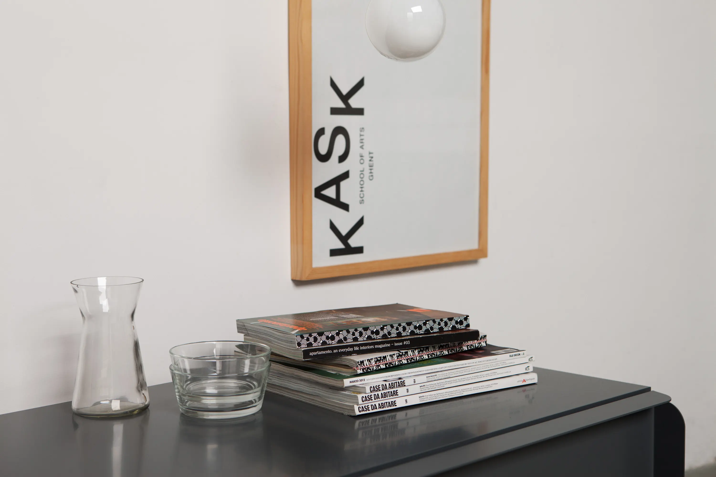 Quodes - Collar cabinet with drawers