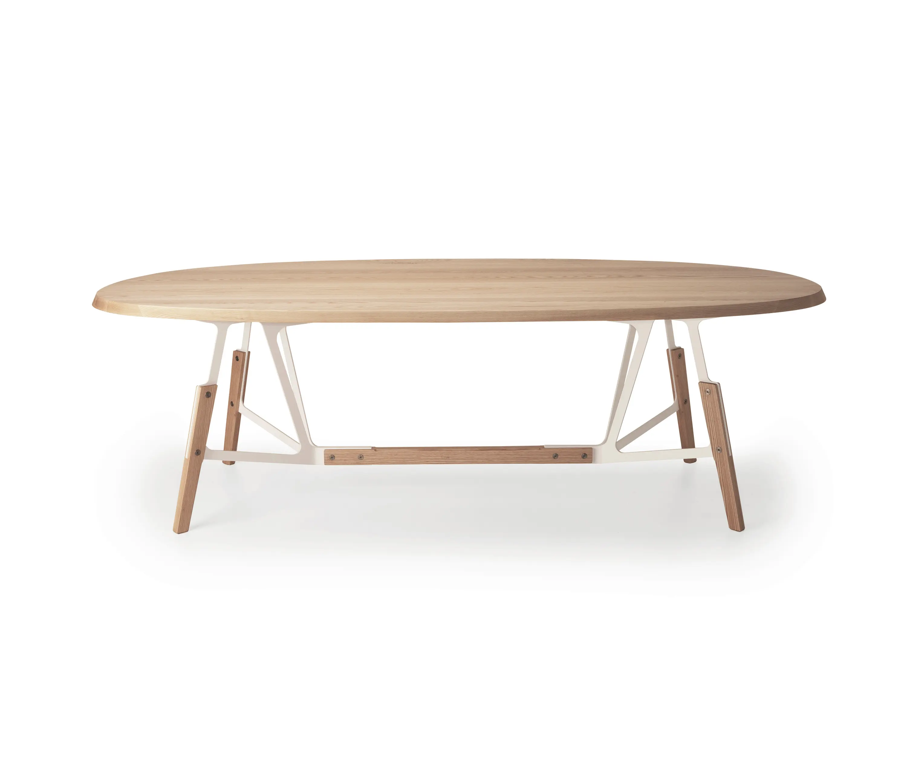 Quodes - Stammtisch oval table, solid wood tabletop