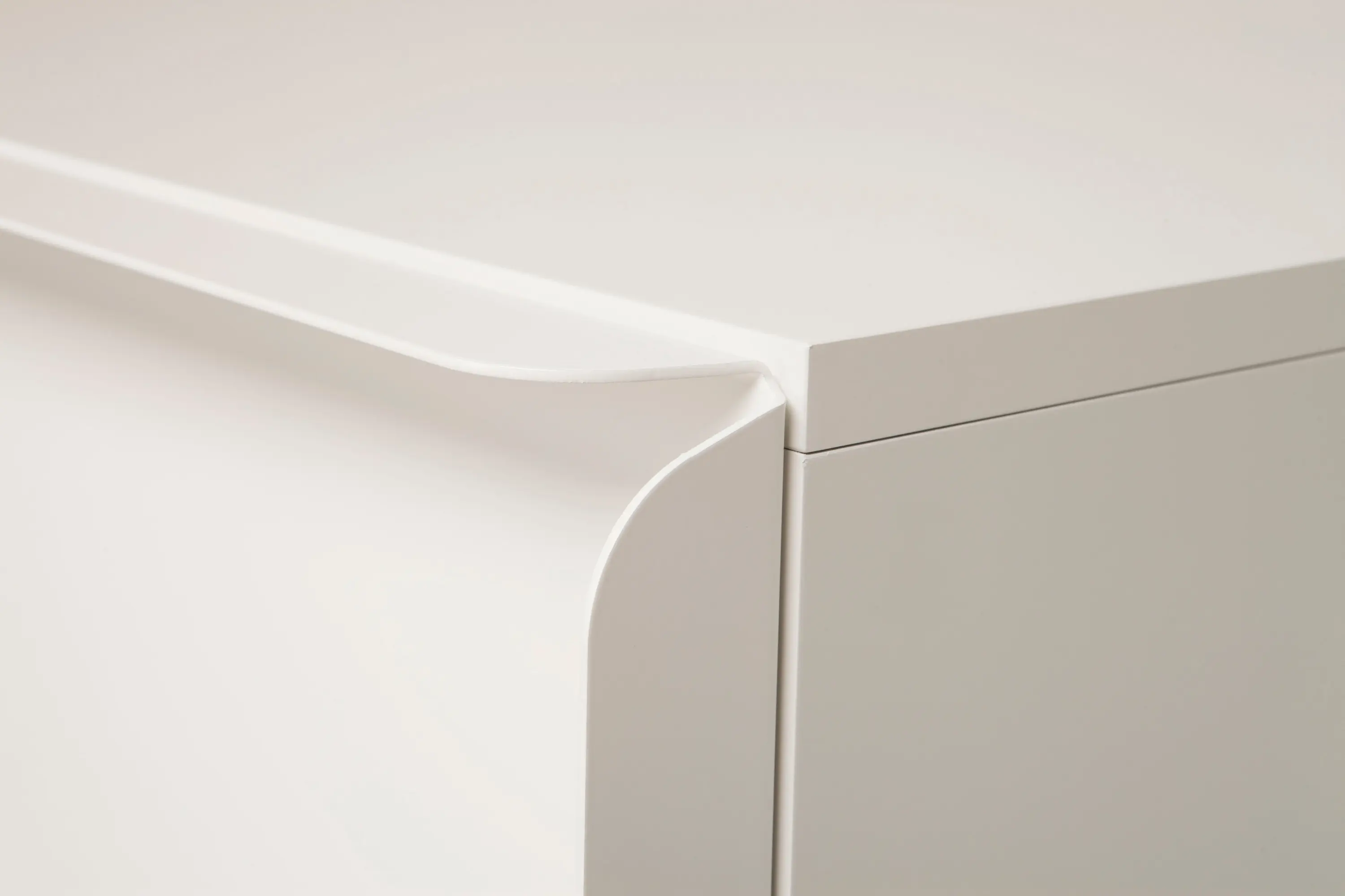 Quodes - Collar cabinet with door
