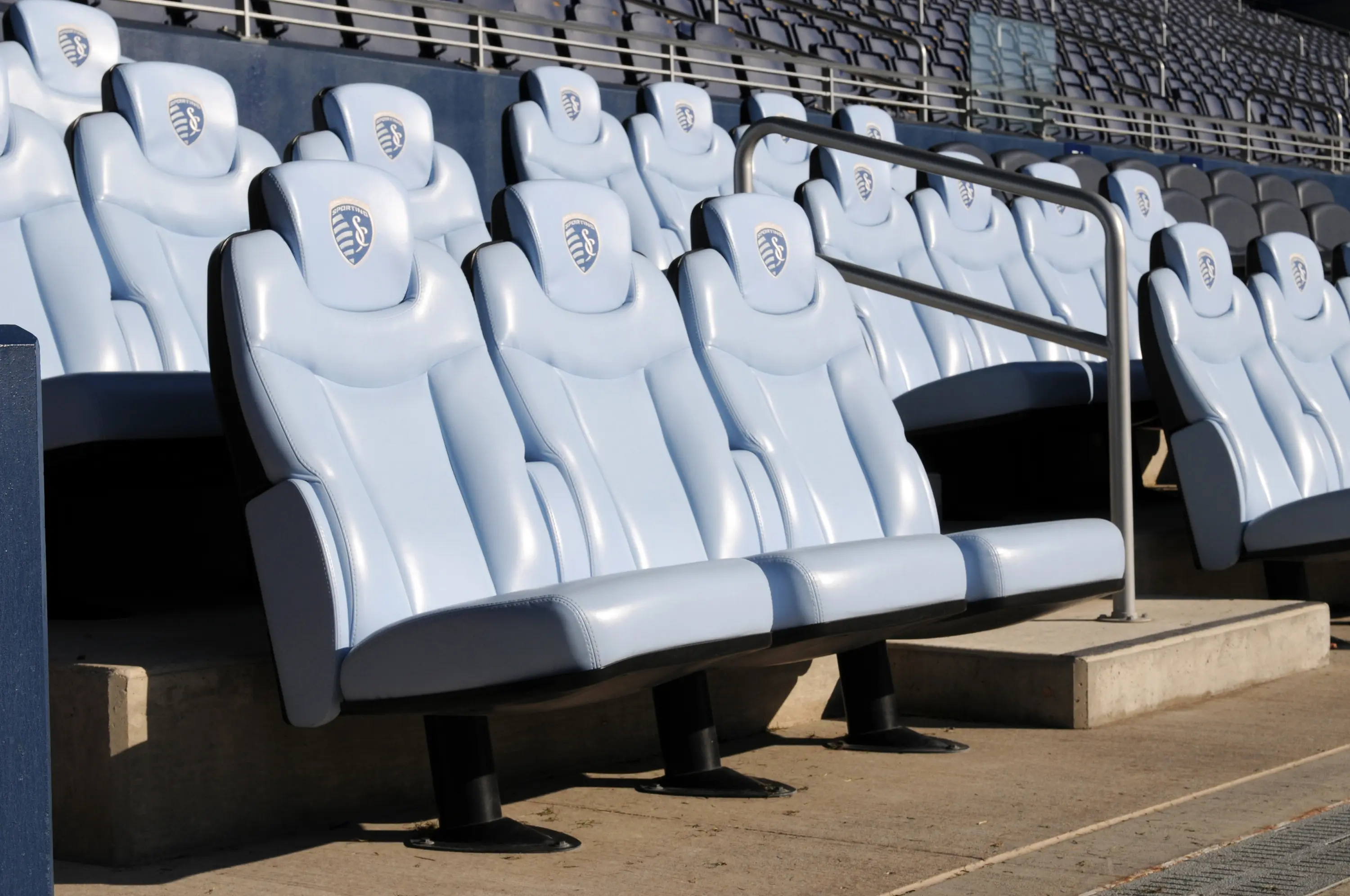 FIGUERAS SEATING - Megaseat 9113