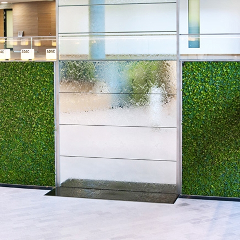 Mostra il prodotto Project - Grüne Wand® & Wasserwand del produttore art aqua