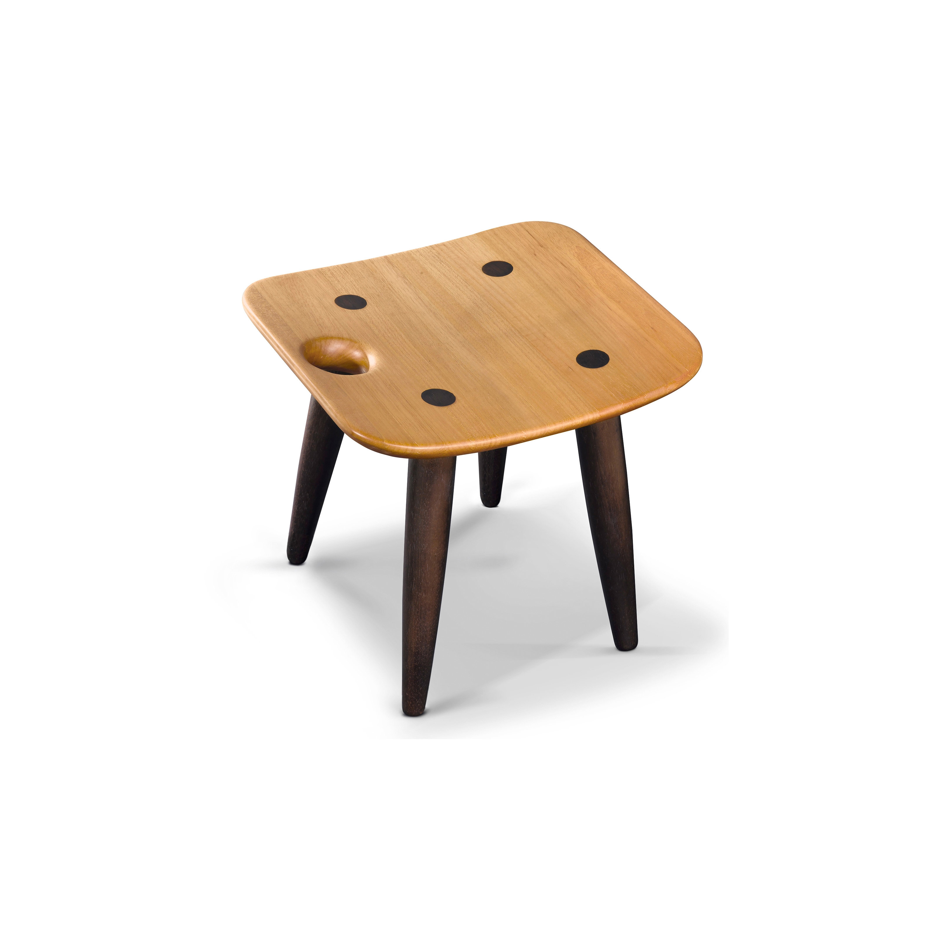 Afficher le produit Sonia stool du fabricant LinBrasil