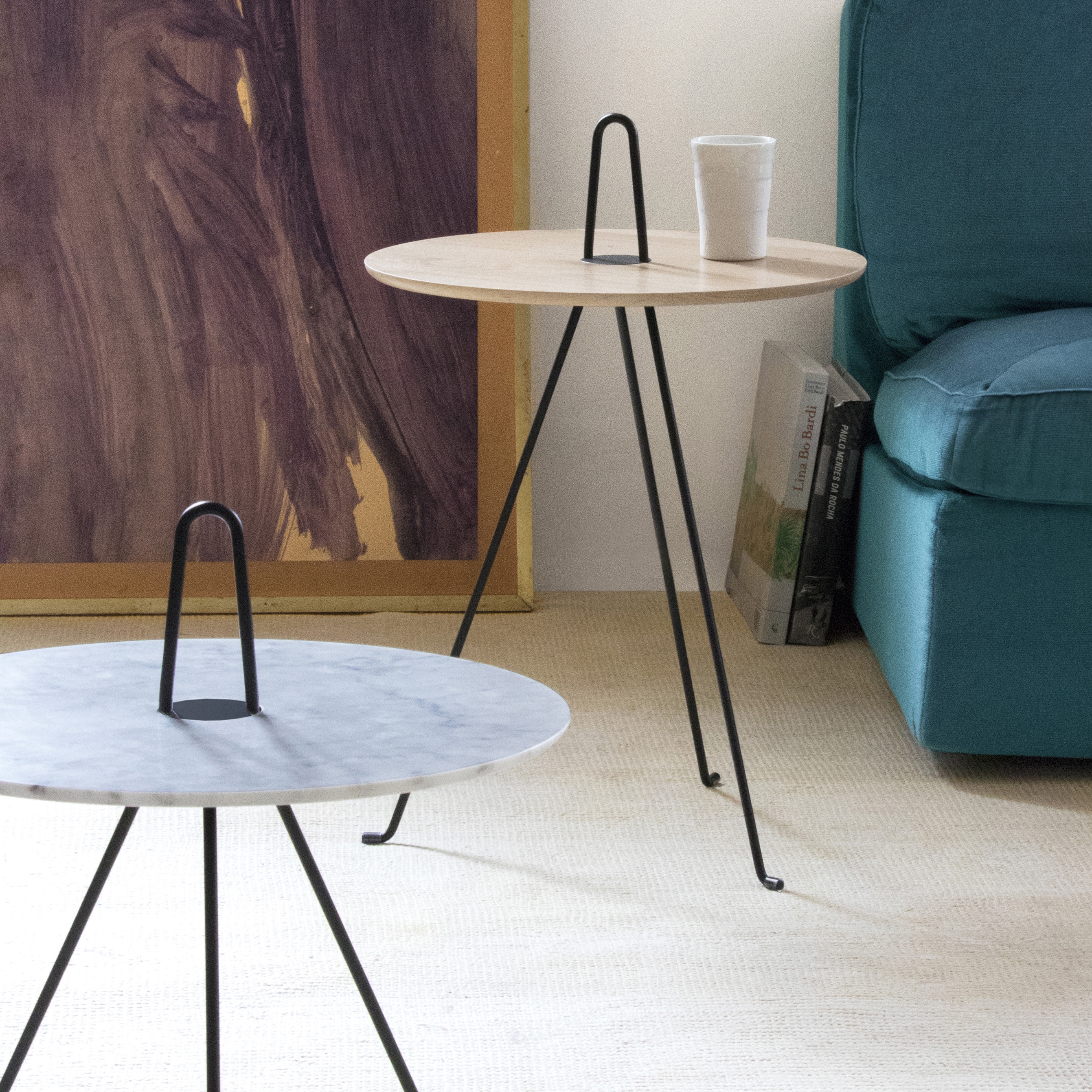 COFFEE TABLES & ACCENT TABLES