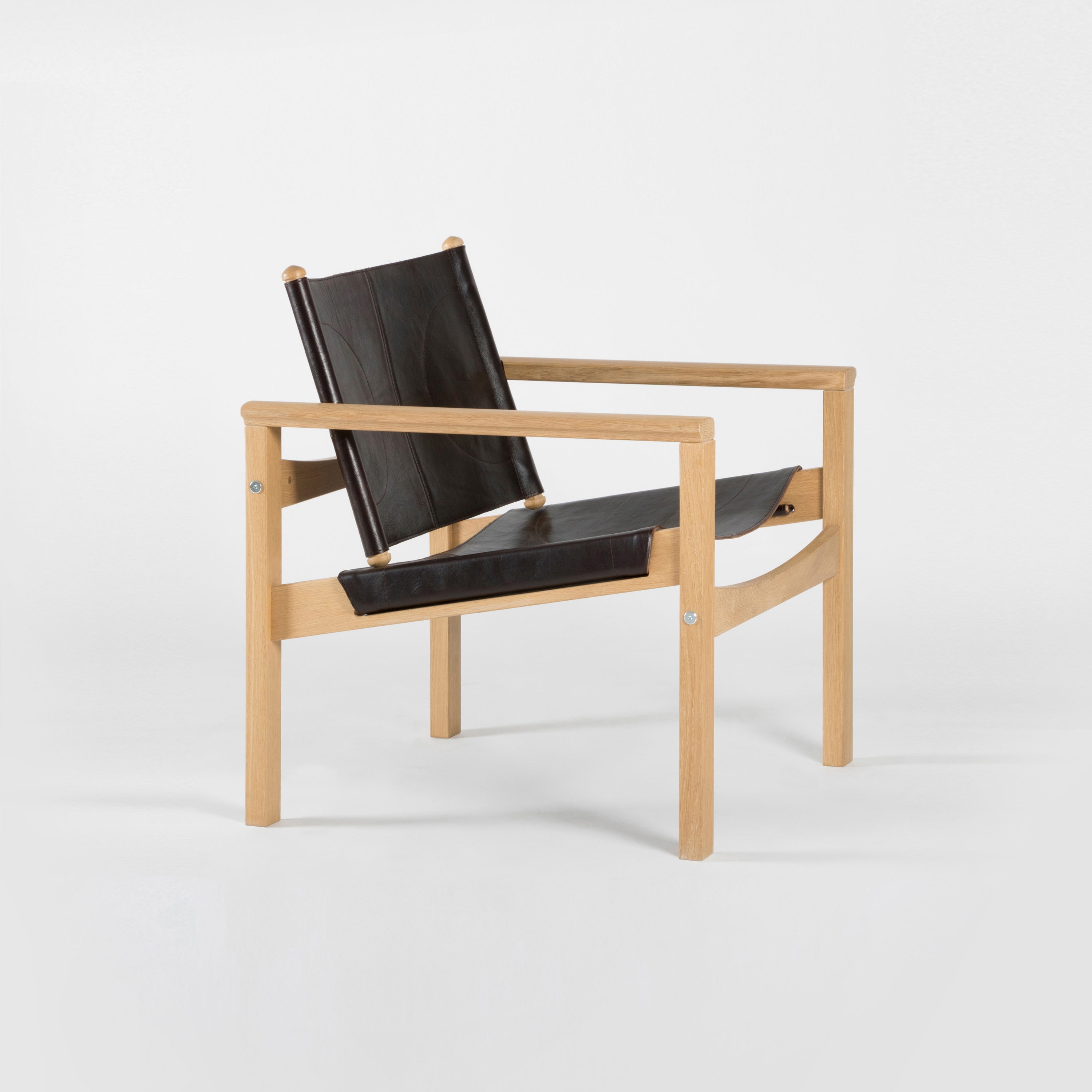 PegLev Armchair - Oak/Macassar