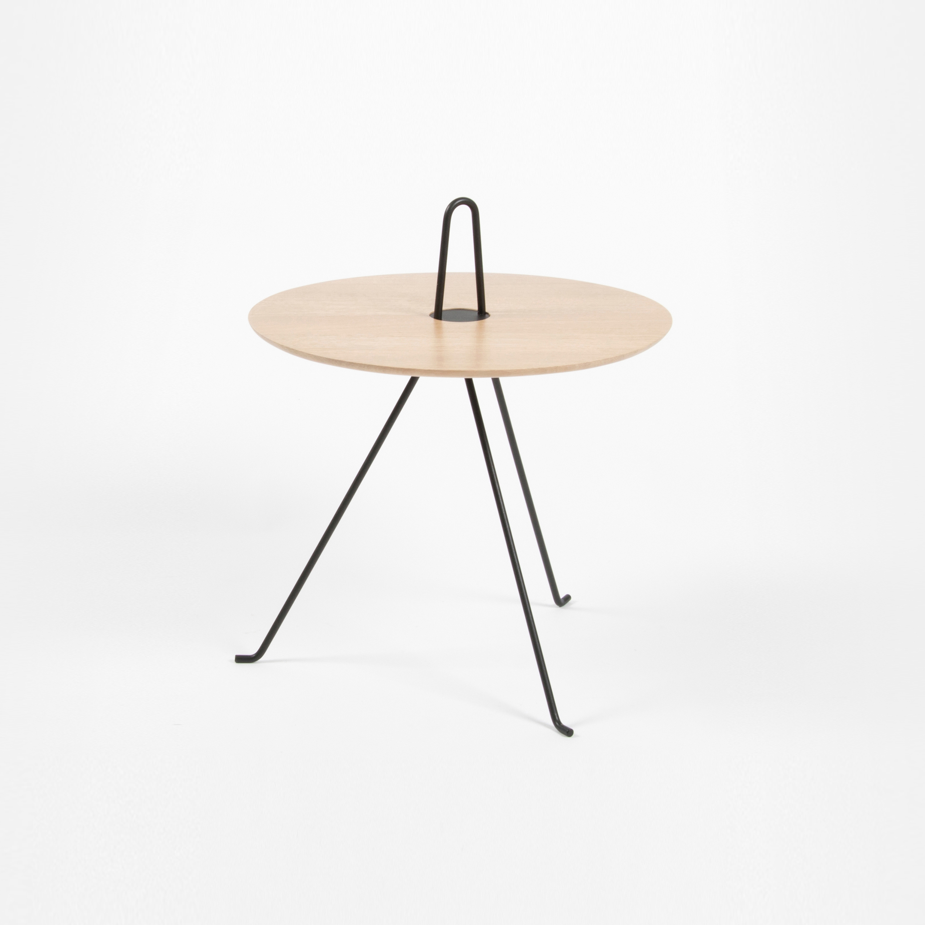 Afficher le produit Tipi - 37cm/Oak du fabricant Objekto