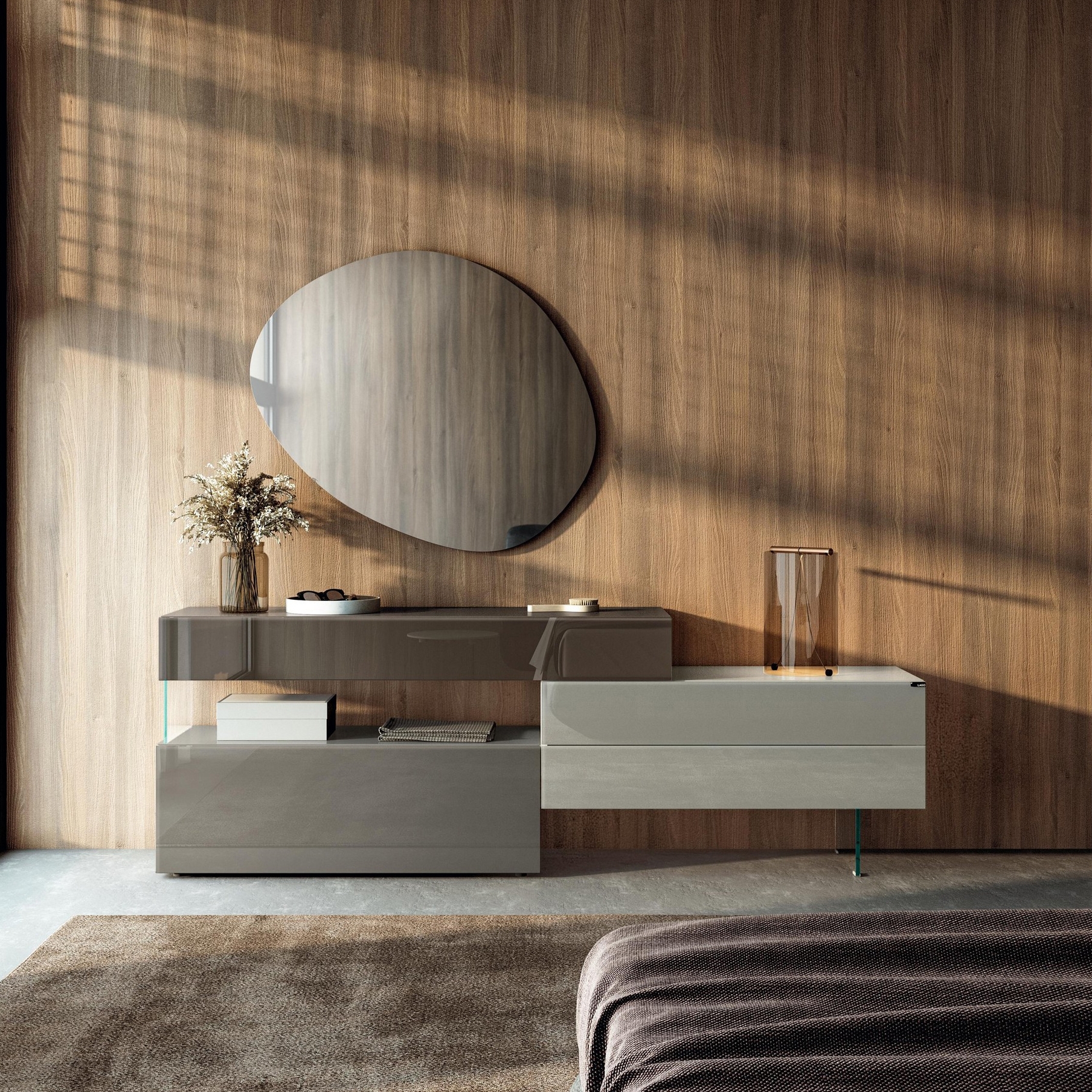 DRESSERS AND BEDSIDE TABLES