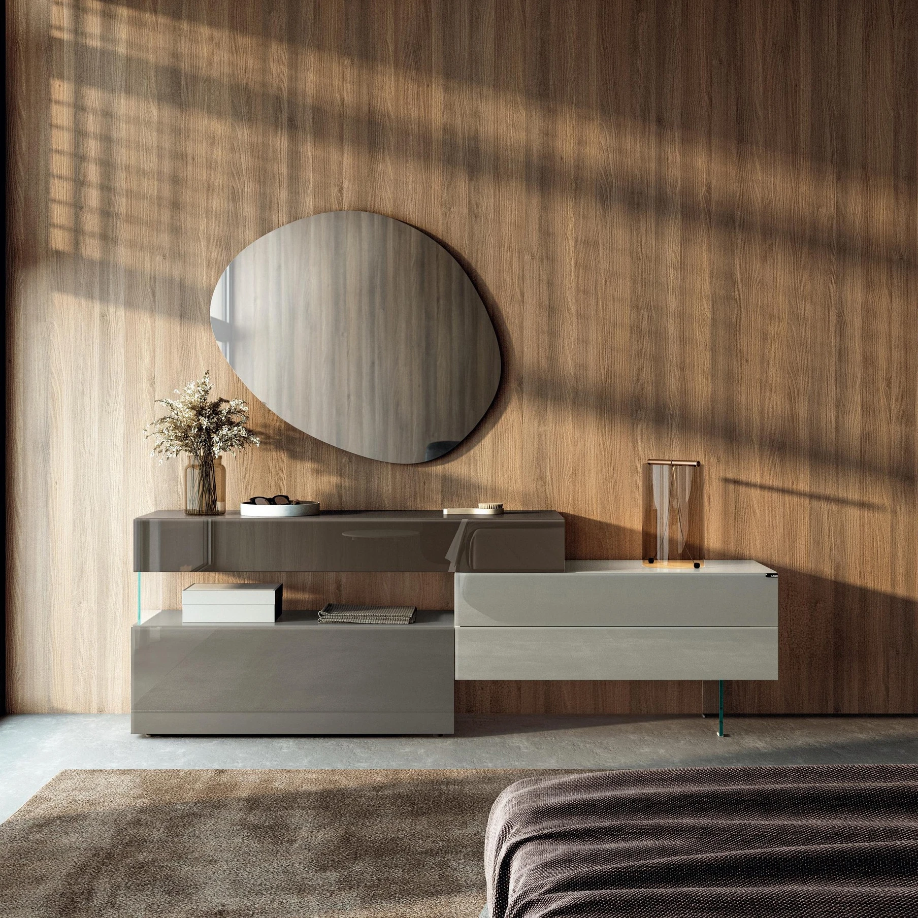 DRESSERS AND BEDSIDE TABLES