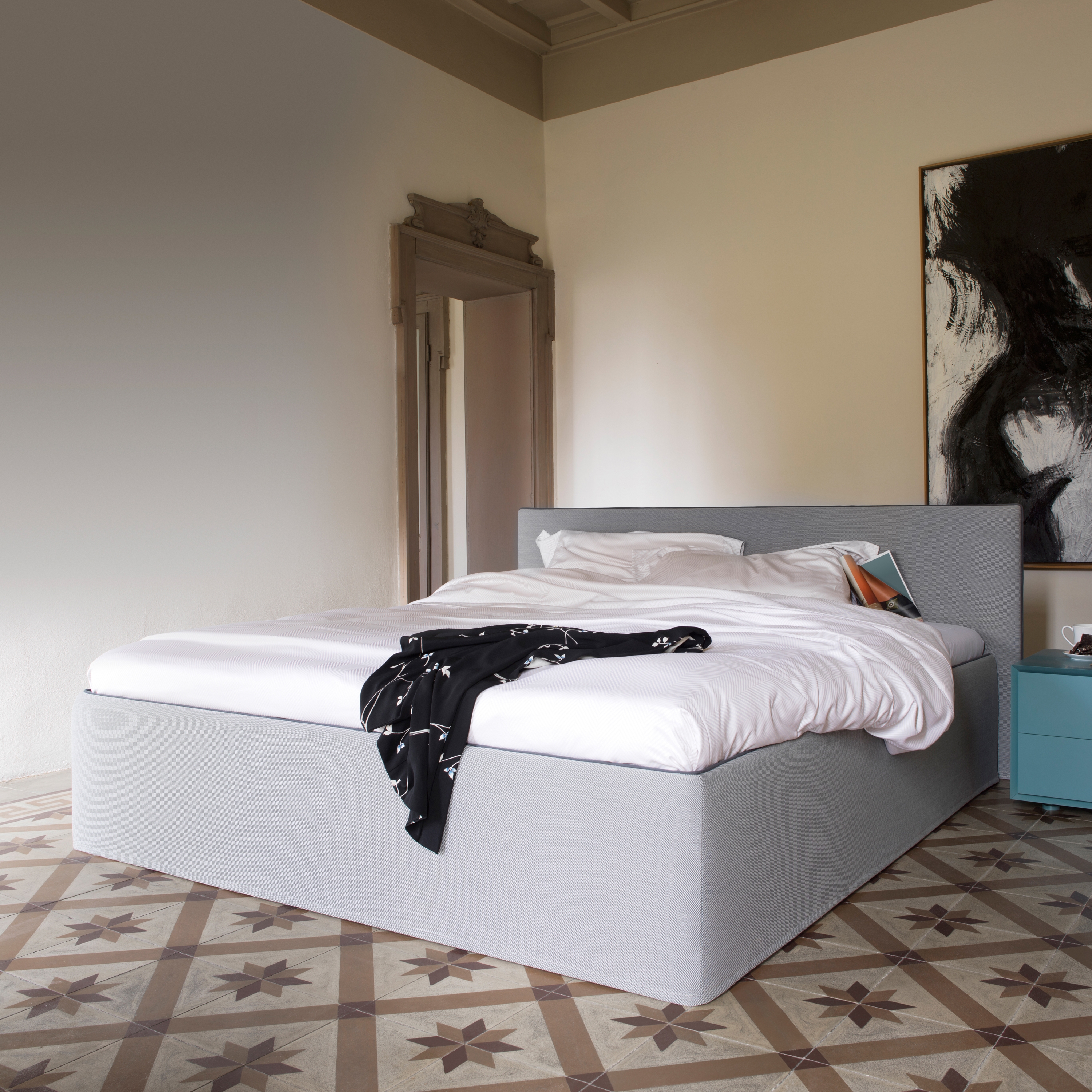 Display product Premiere from manufacturer Capo d'Opera