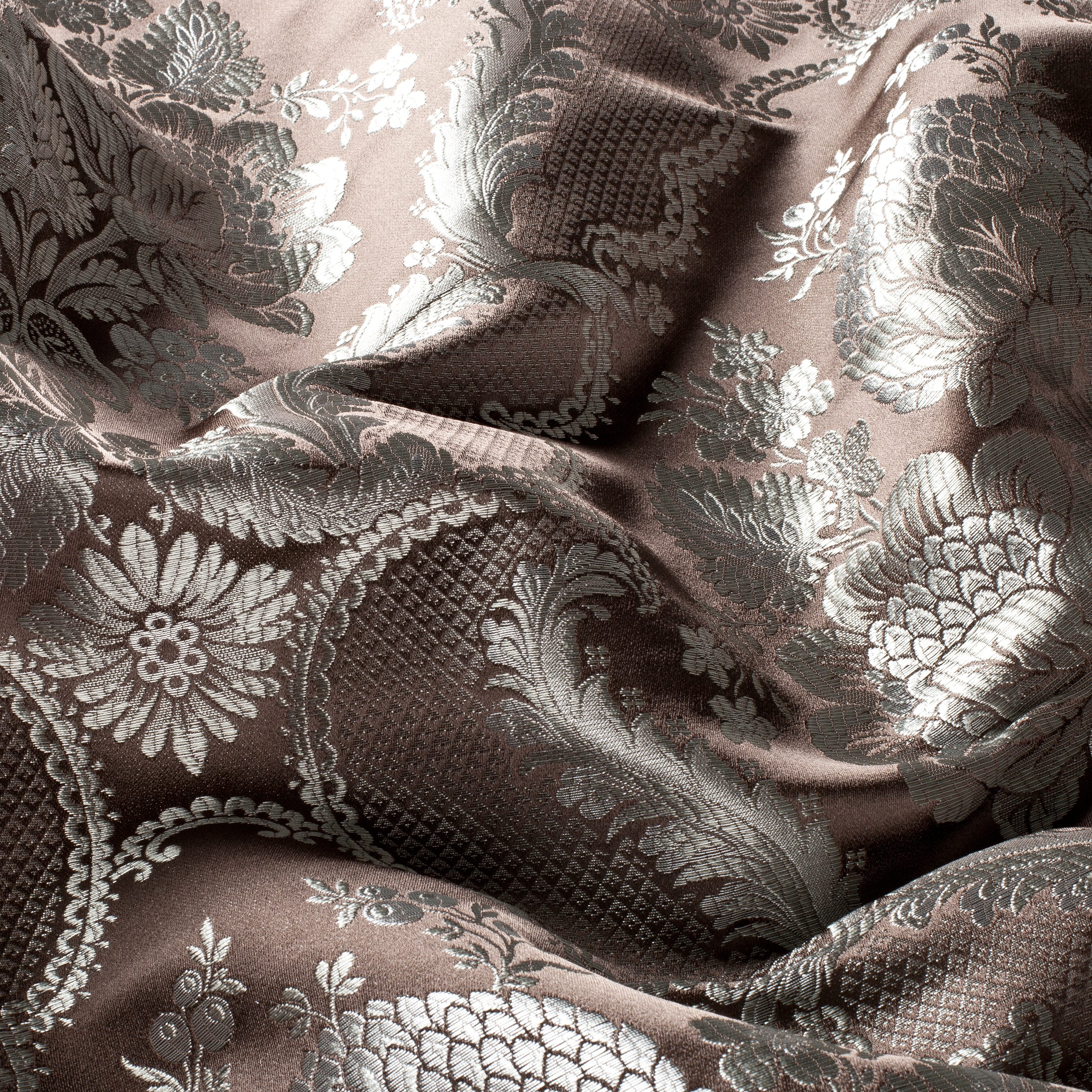 Afficher le produit URBAN BROCADE CA1023/020 du fabricant Chivasso