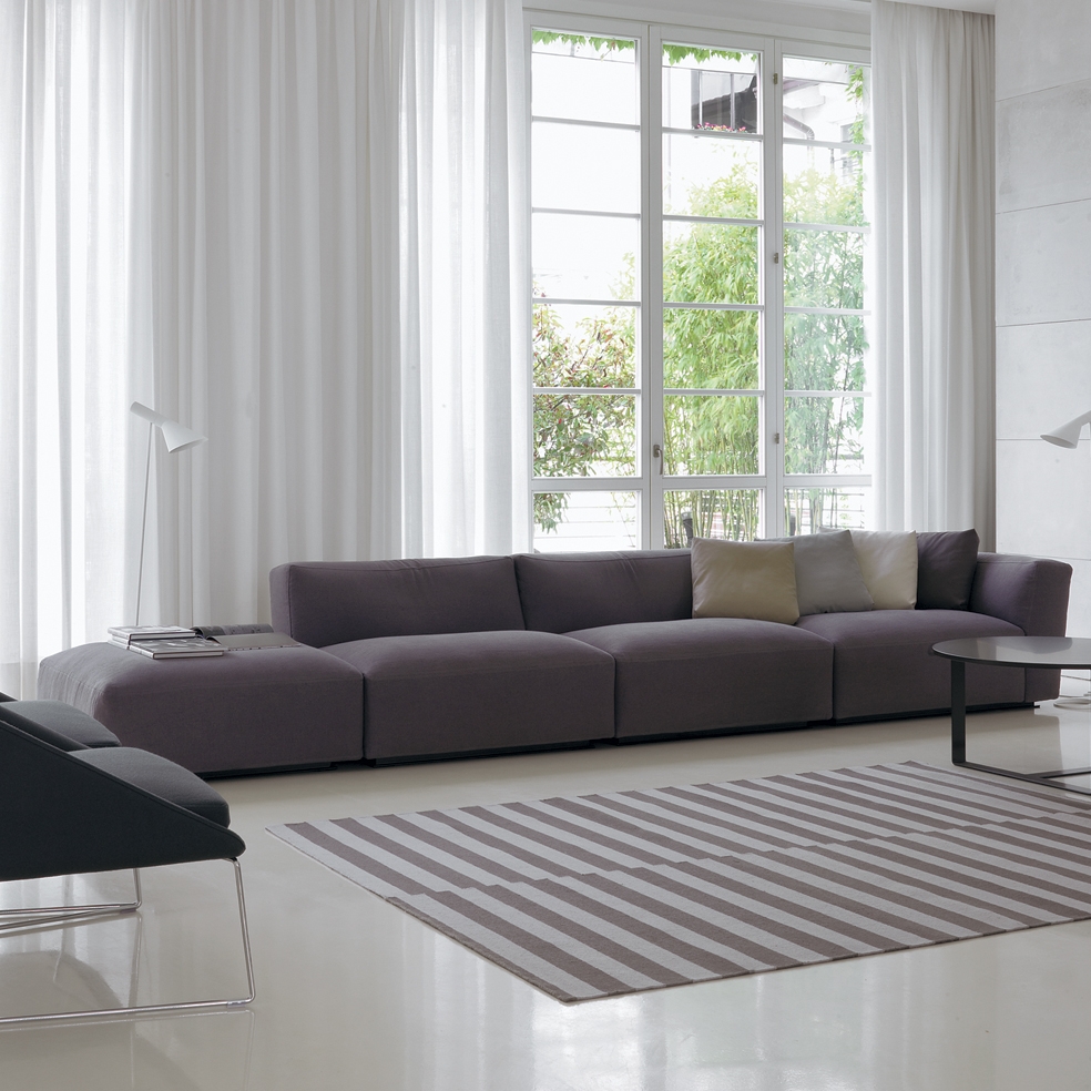 Display product Elliot from manufacturer Verzelloni