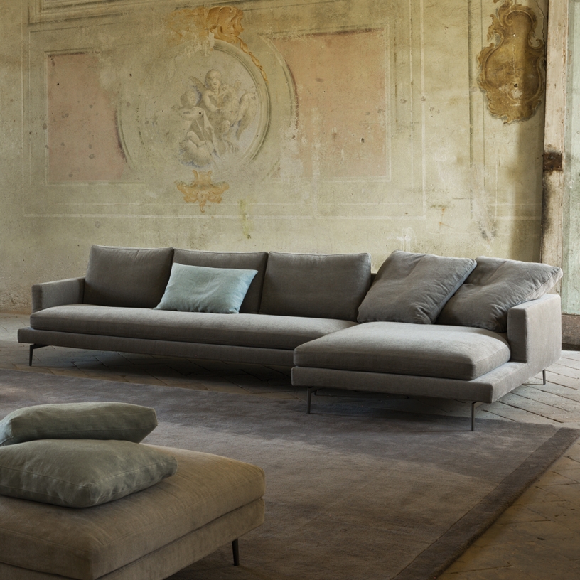 Display product Larsen from manufacturer Verzelloni