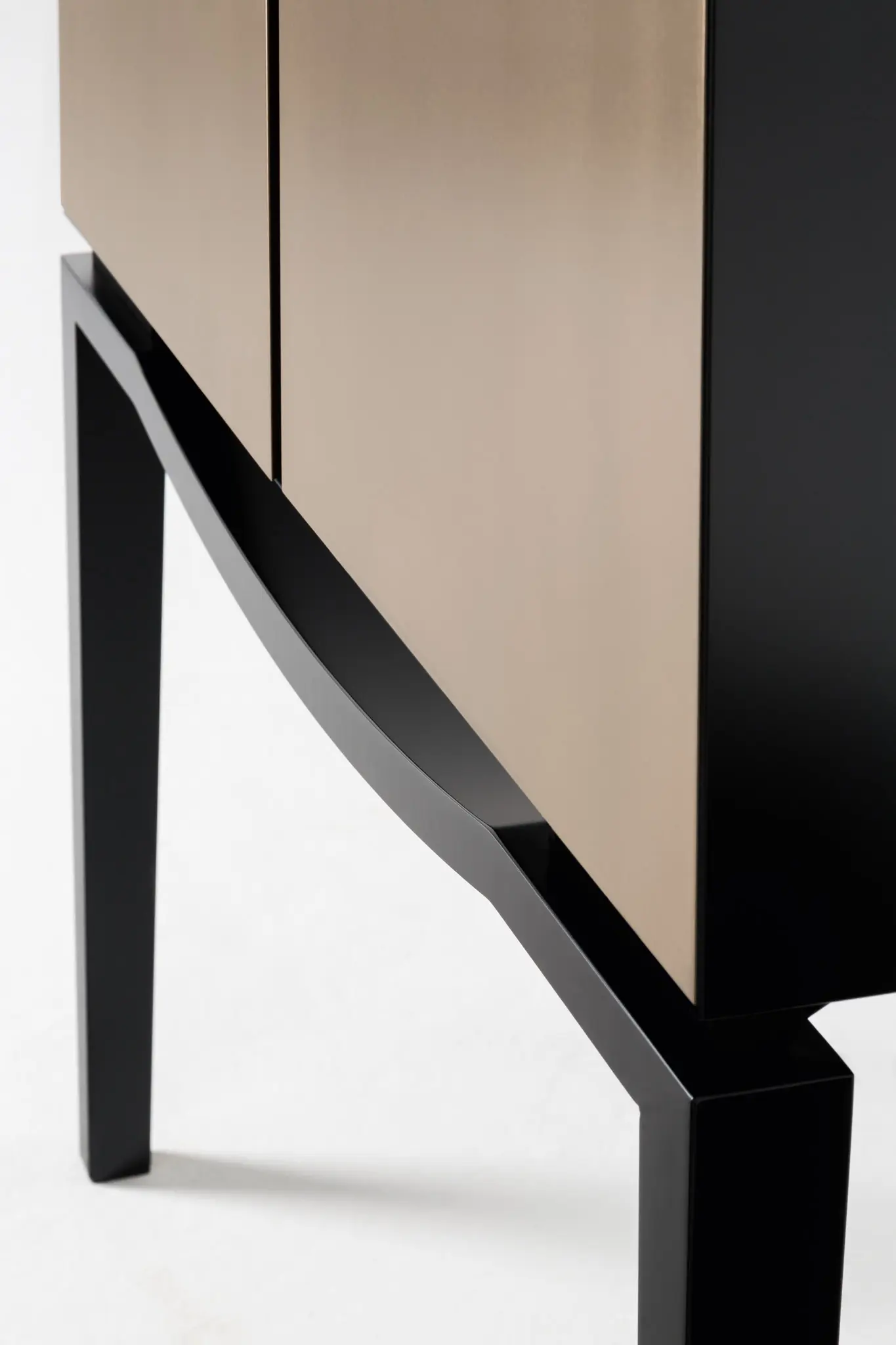 Rubelli - Squero Bar Cabinet