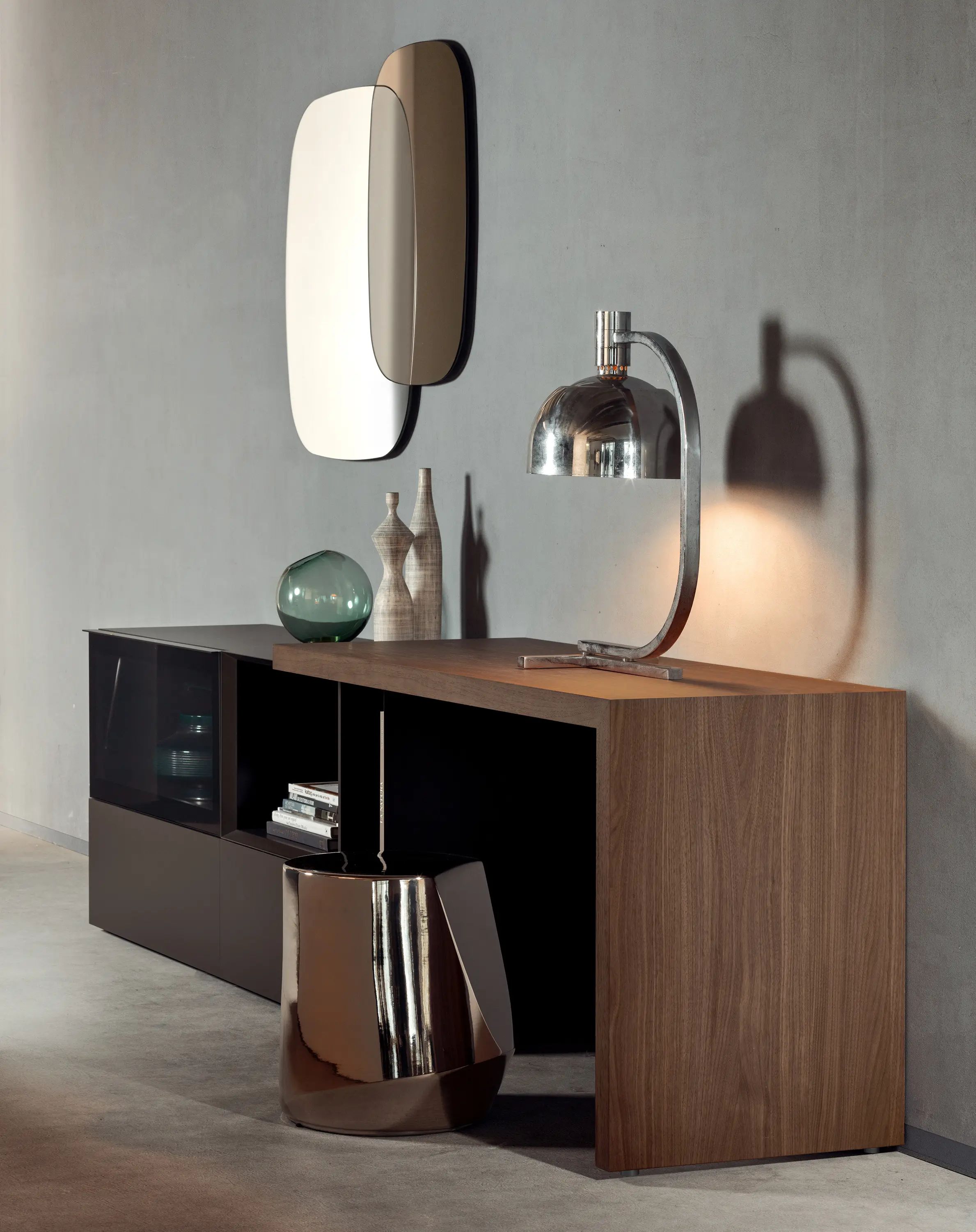 Pianca - People | Ala Desk