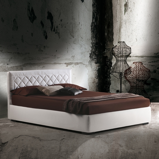 Display product Martinica from manufacturer Milano Bedding