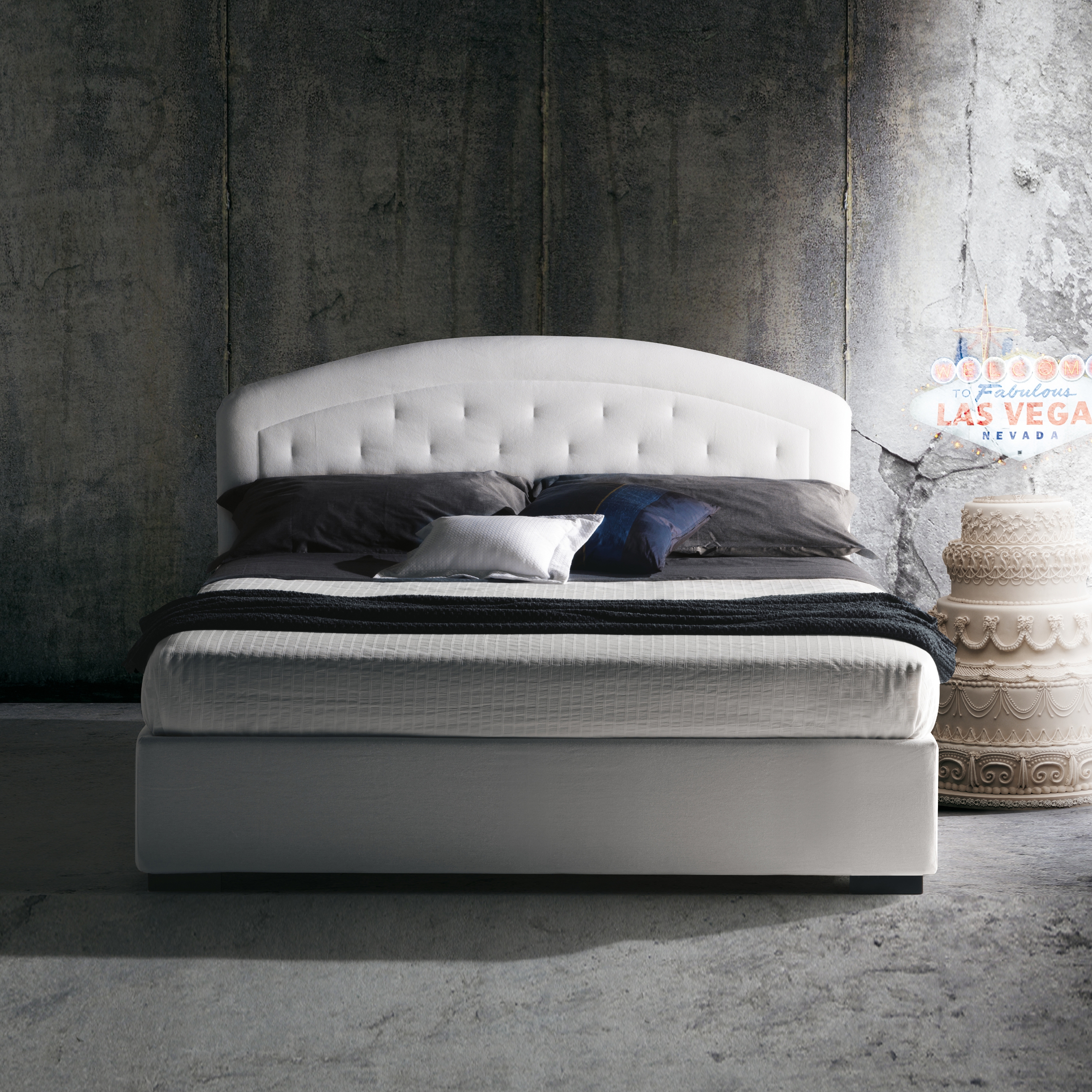 Display product Moorea from manufacturer Milano Bedding