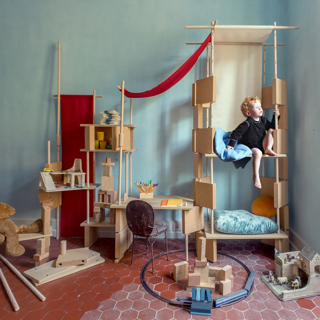 KIDS FURNITURE