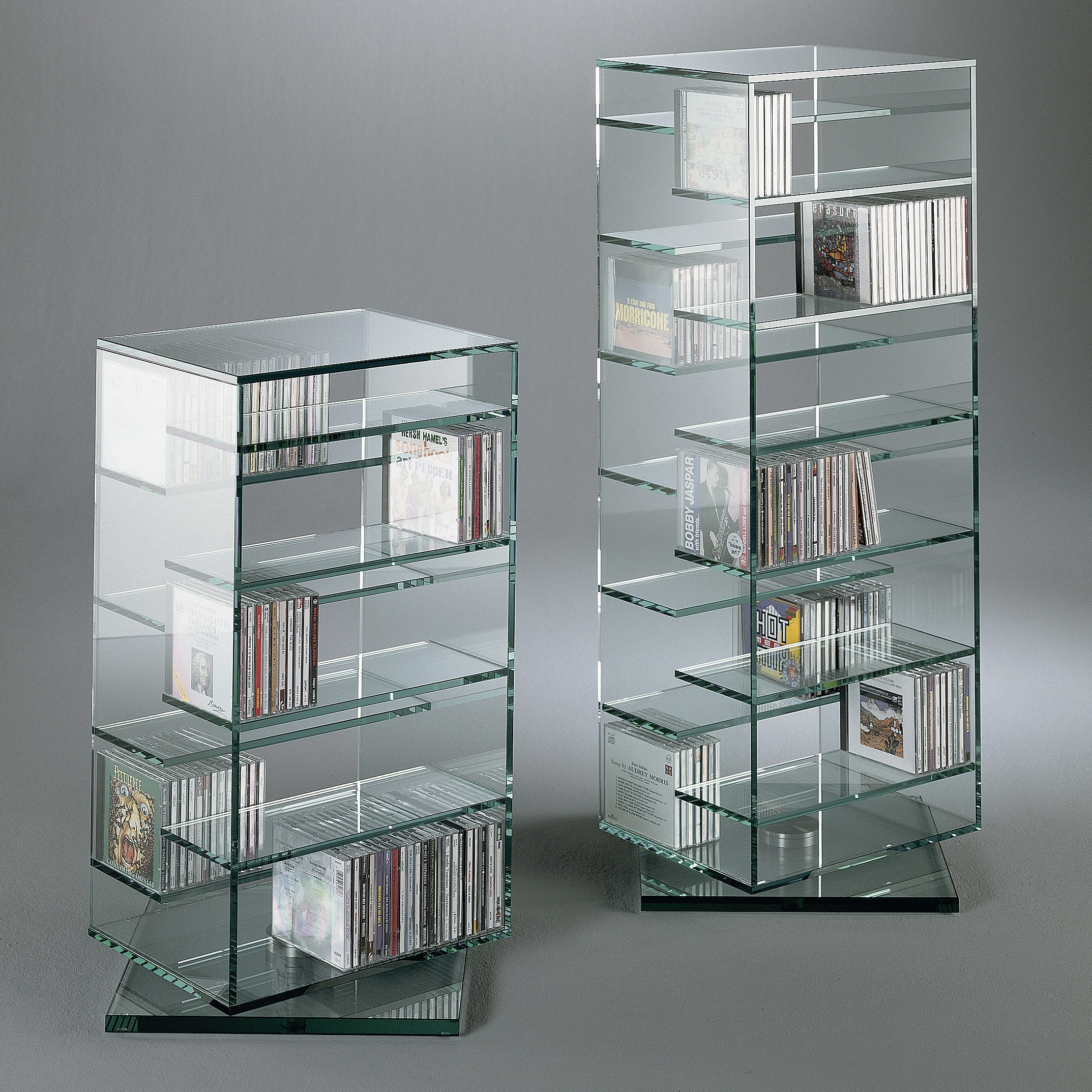 Display product CD 280 + 420 from manufacturer Dreieck Design
