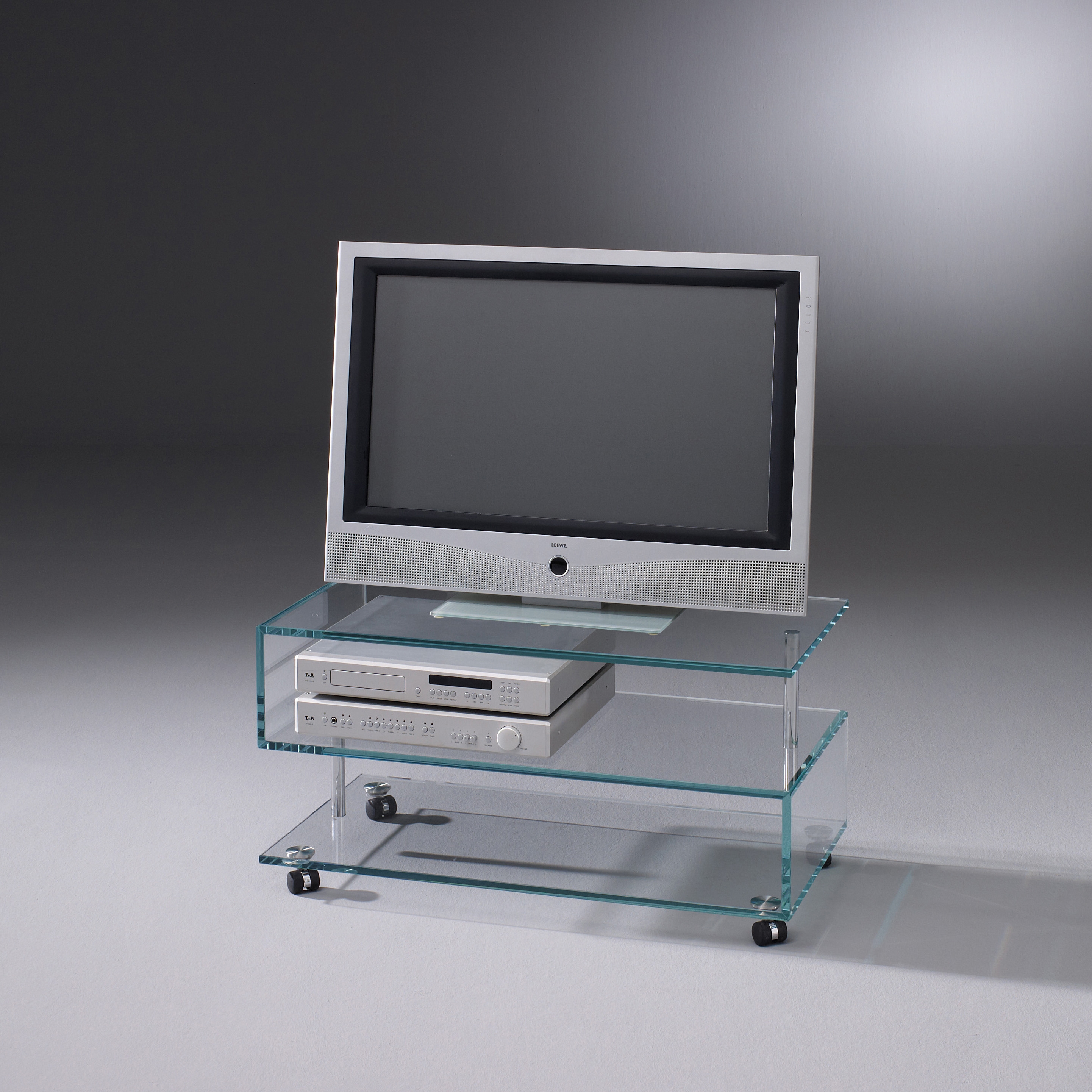 Display product Janus IX from manufacturer Dreieck Design