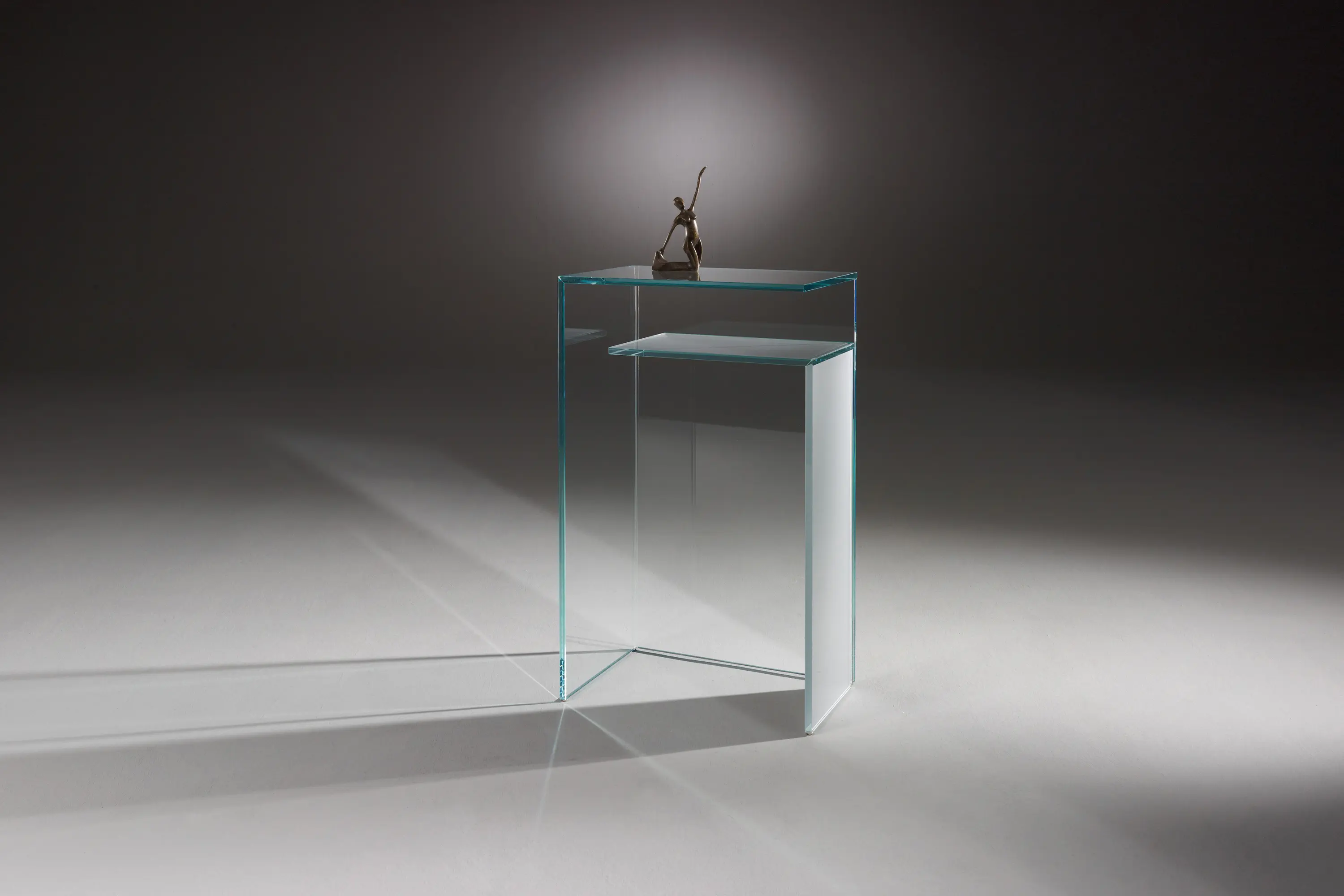 Dreieck Design - Konsole  L 54 OW c