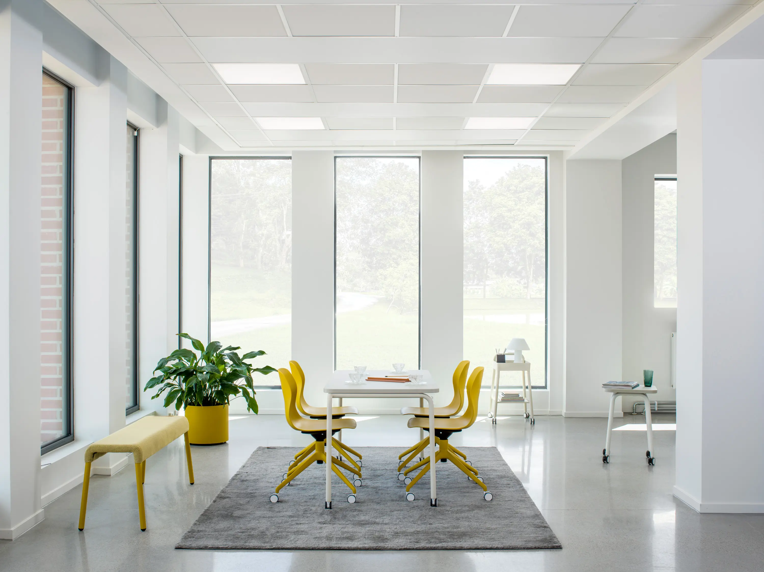 Johanson Design - Stroll Butler