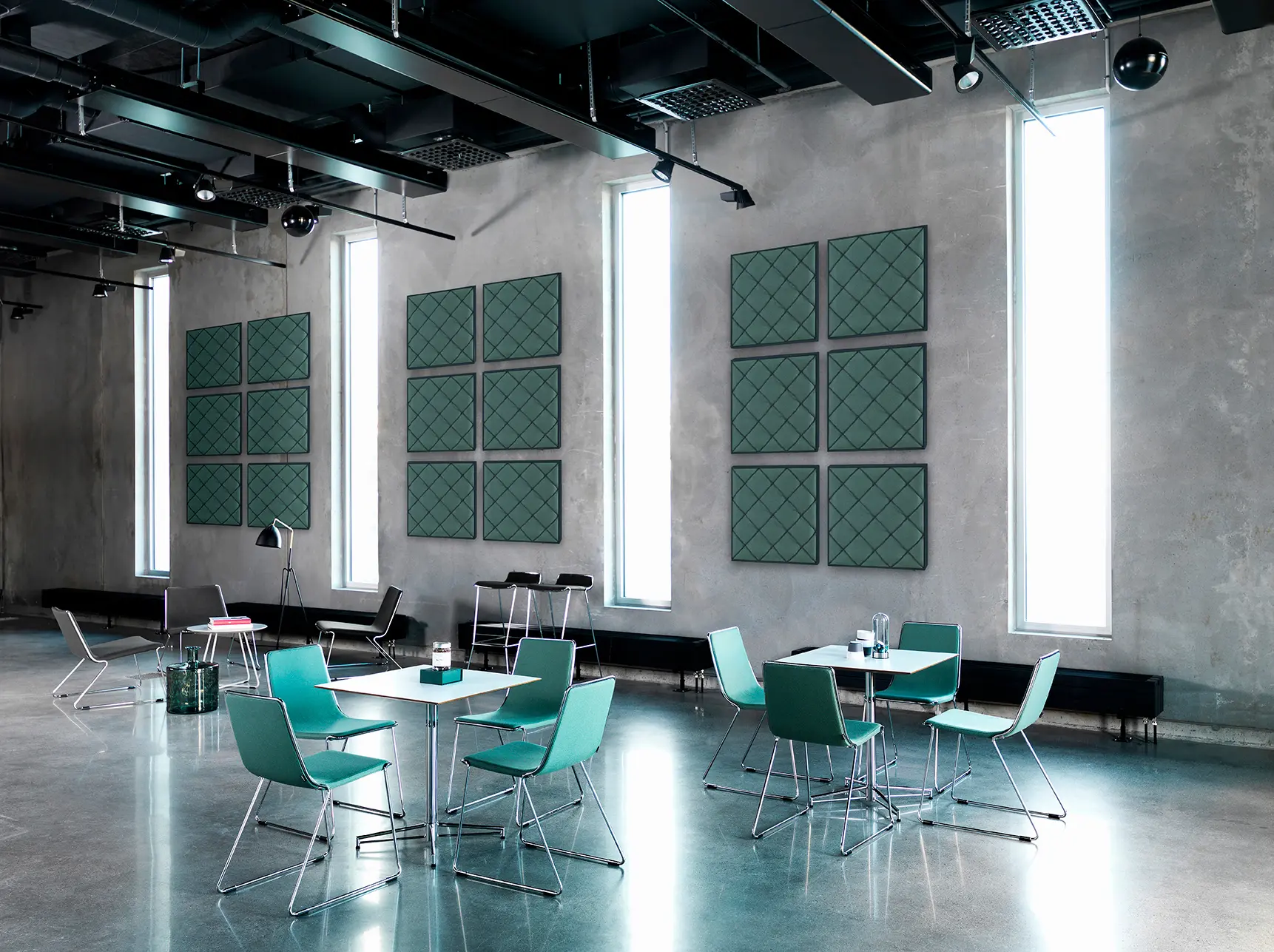 Johanson Design - Decibel | Chesterfield