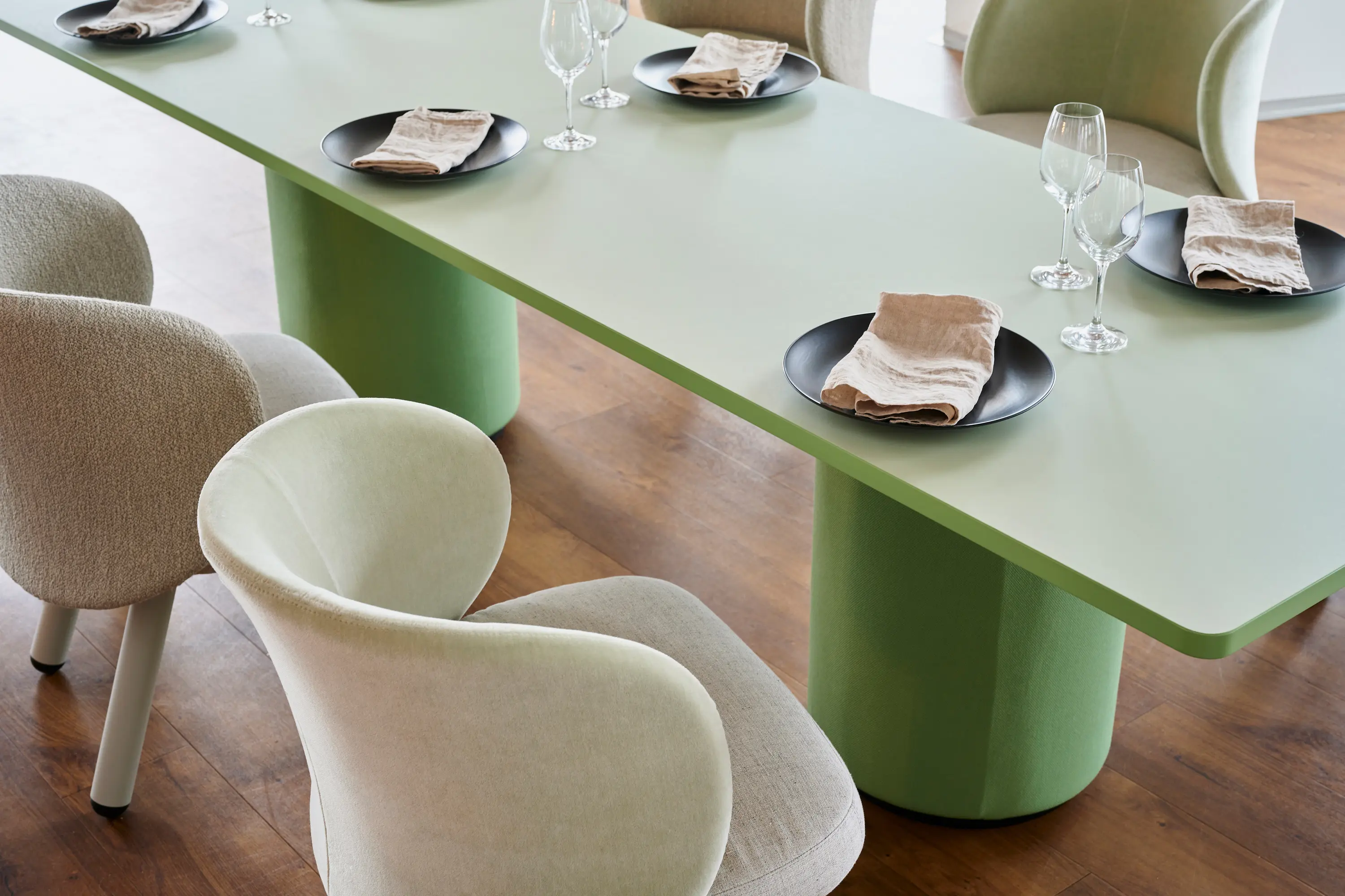 Johanson Design - Poodle EC