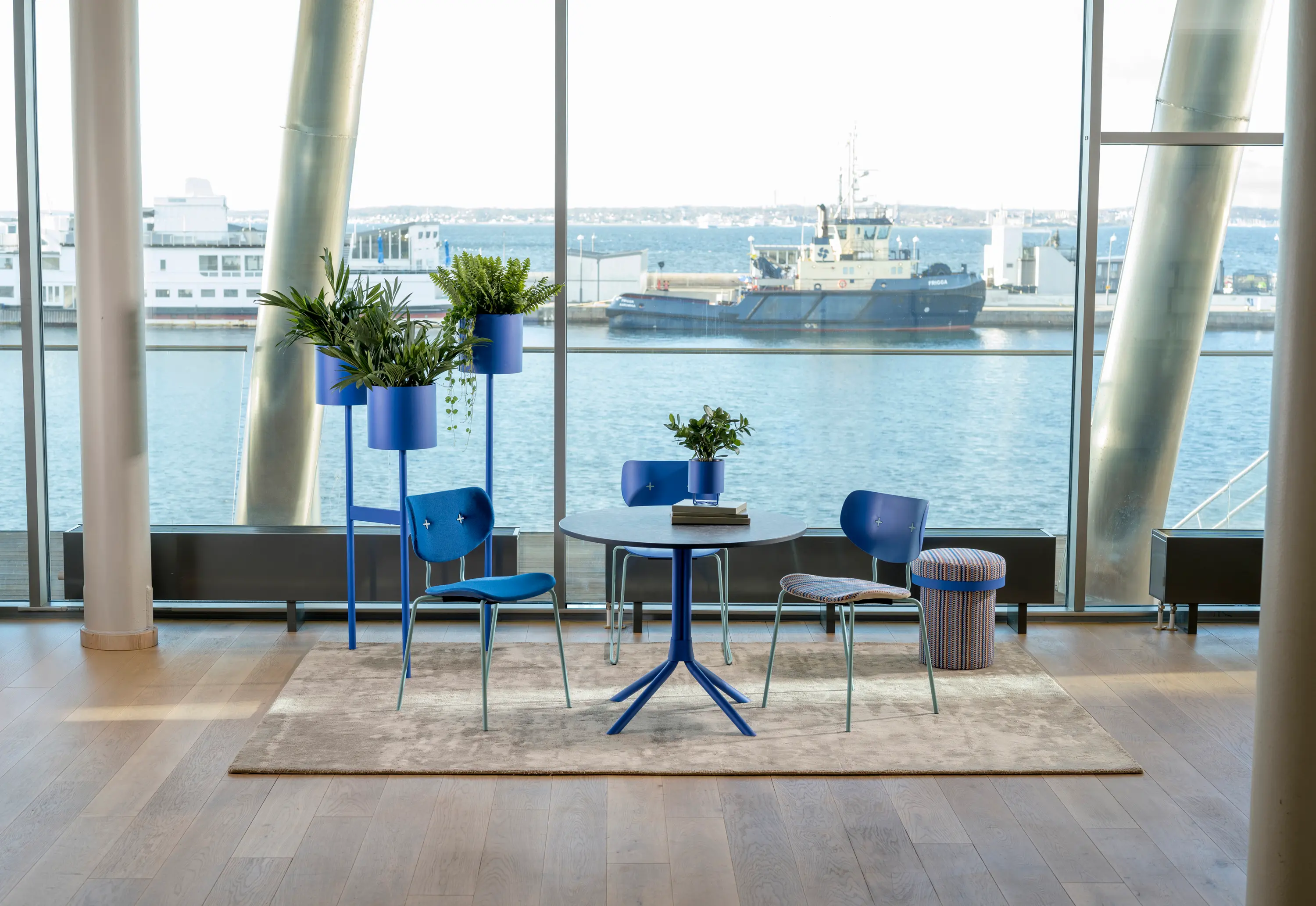 Johanson Design - Plus table S