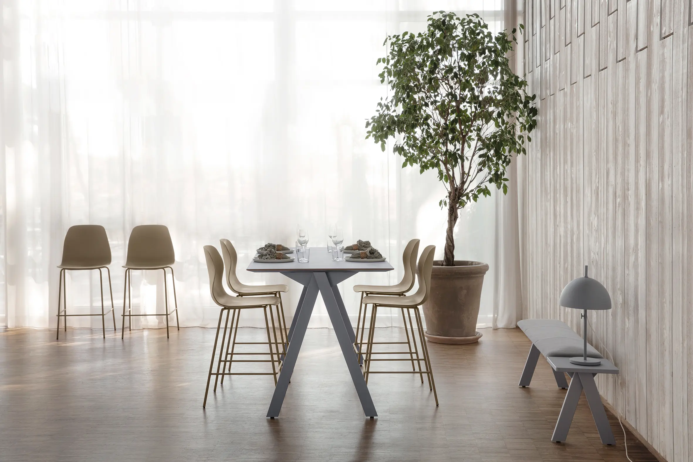 Johanson Design - Pelican BS