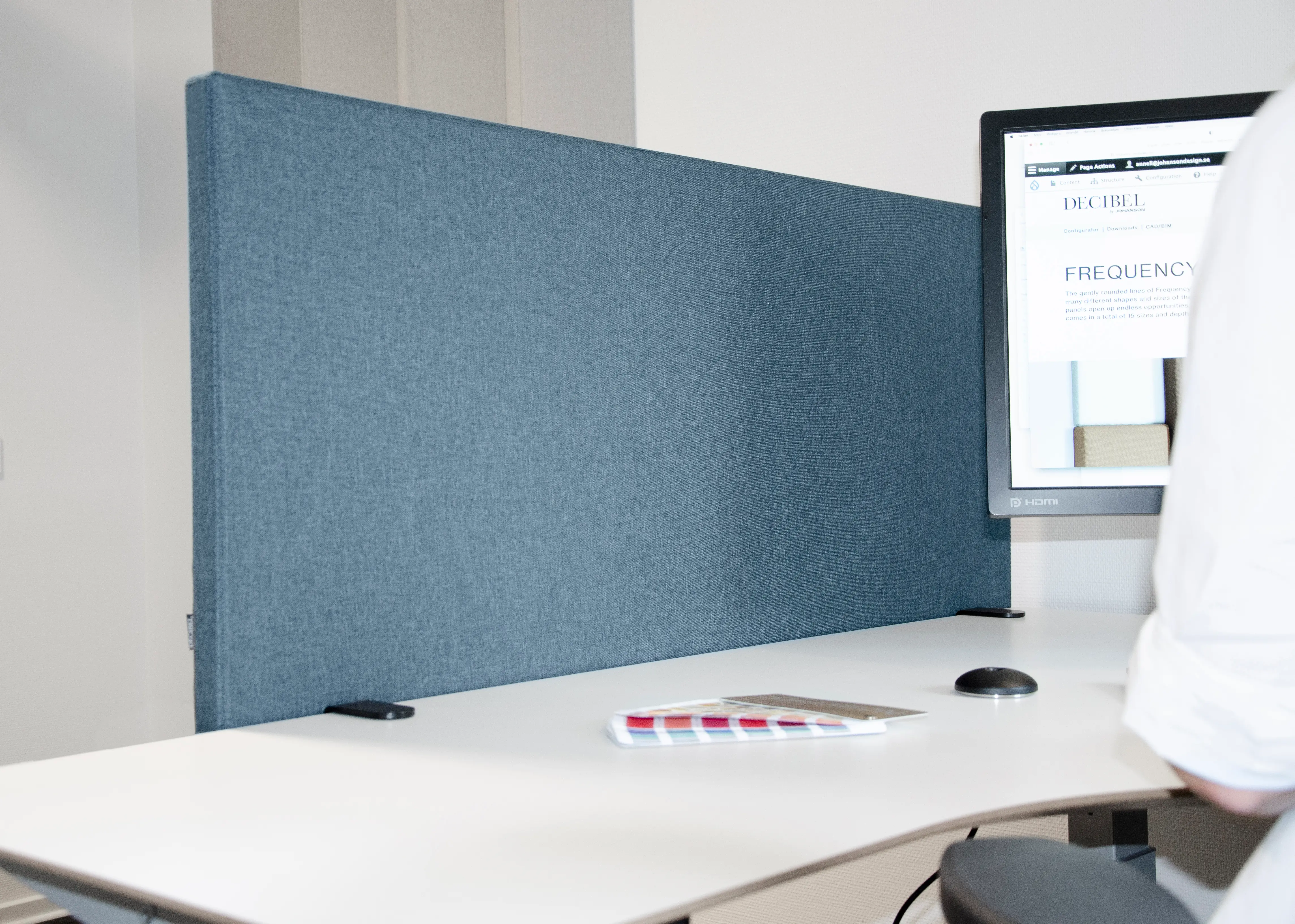 Johanson Design - Decibel | Absorba