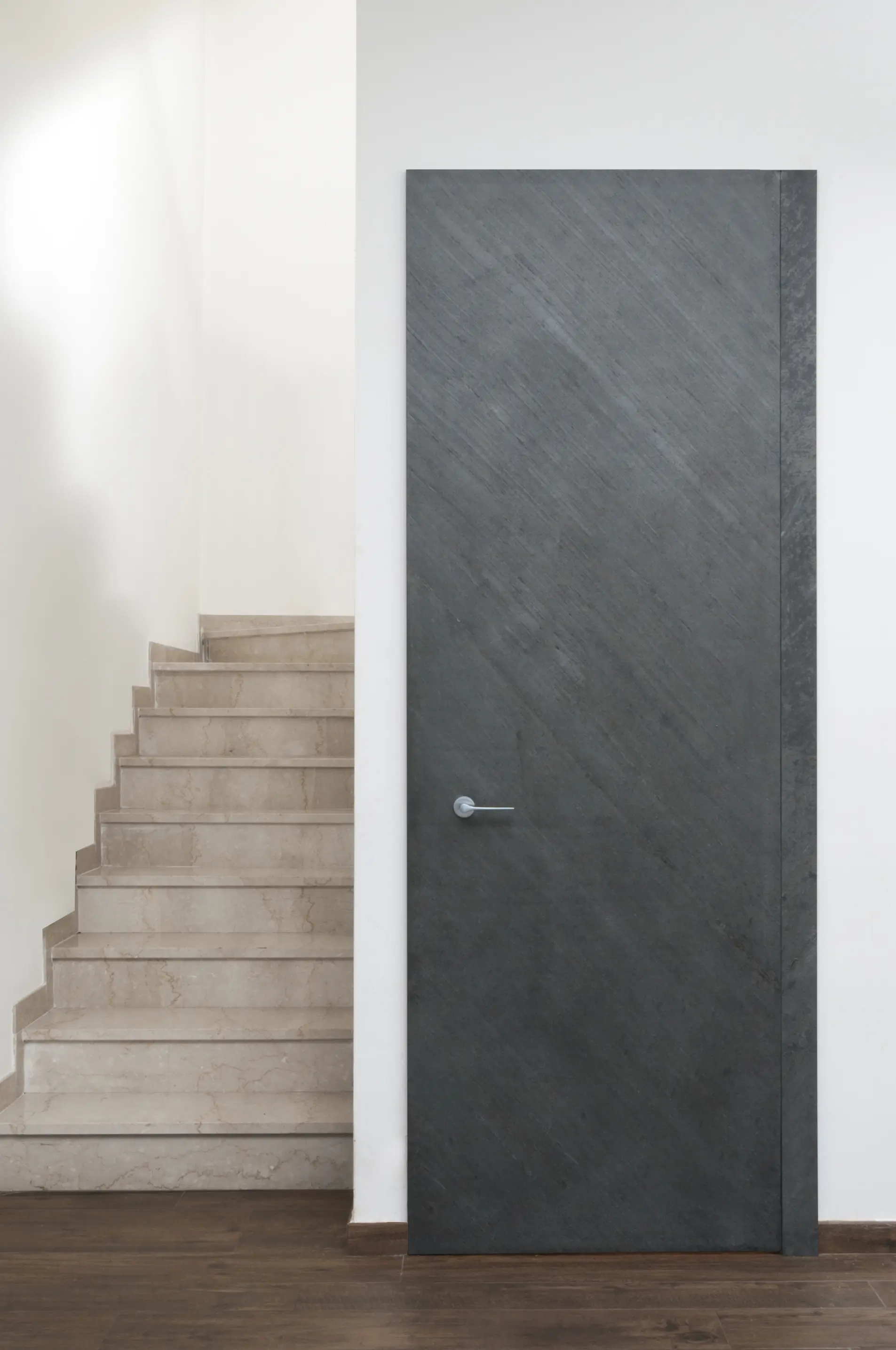 Albed - Level swing door