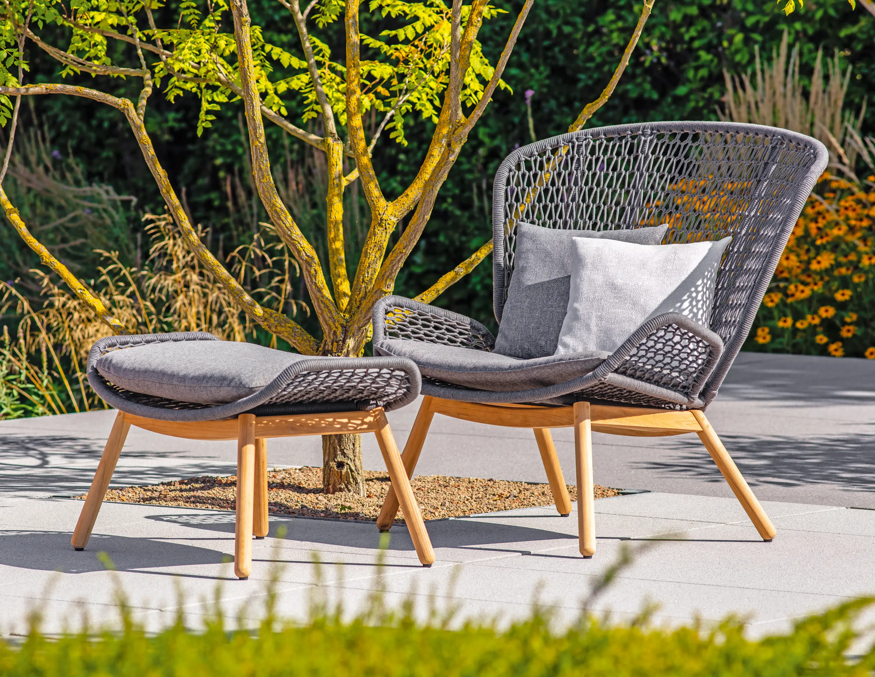Fischer Möbel - Wing Light Relax Sessel mit Hocker