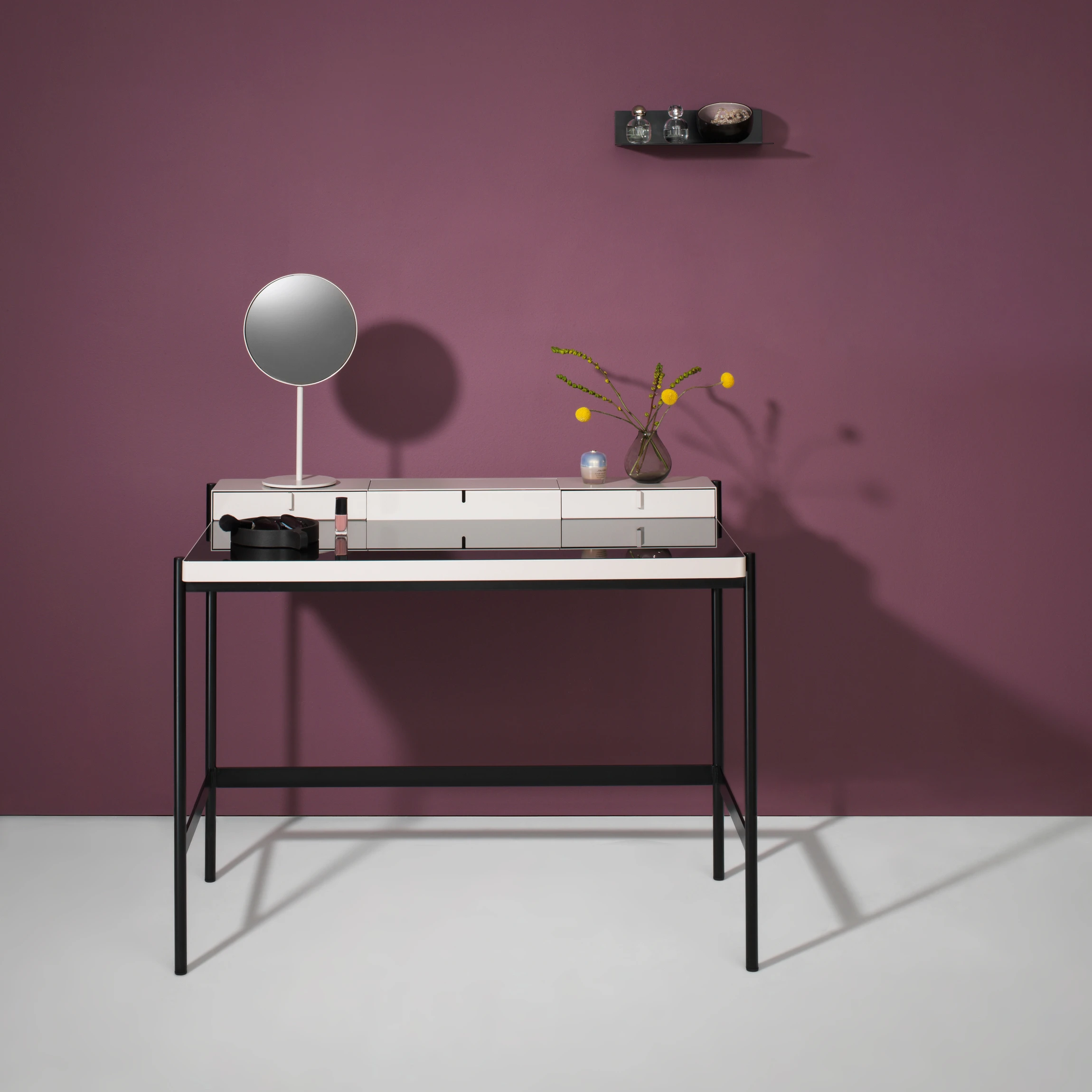 DRESSING TABLE