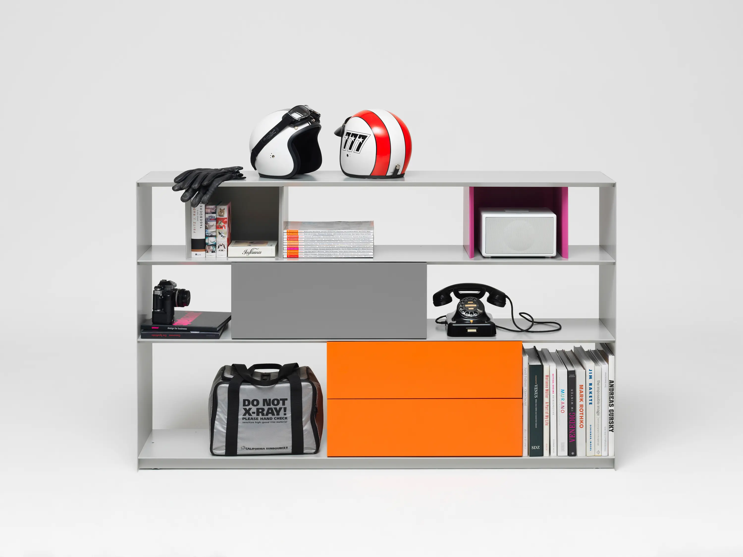 Müller Möbelfabrikation - STACK Shelfsystem light