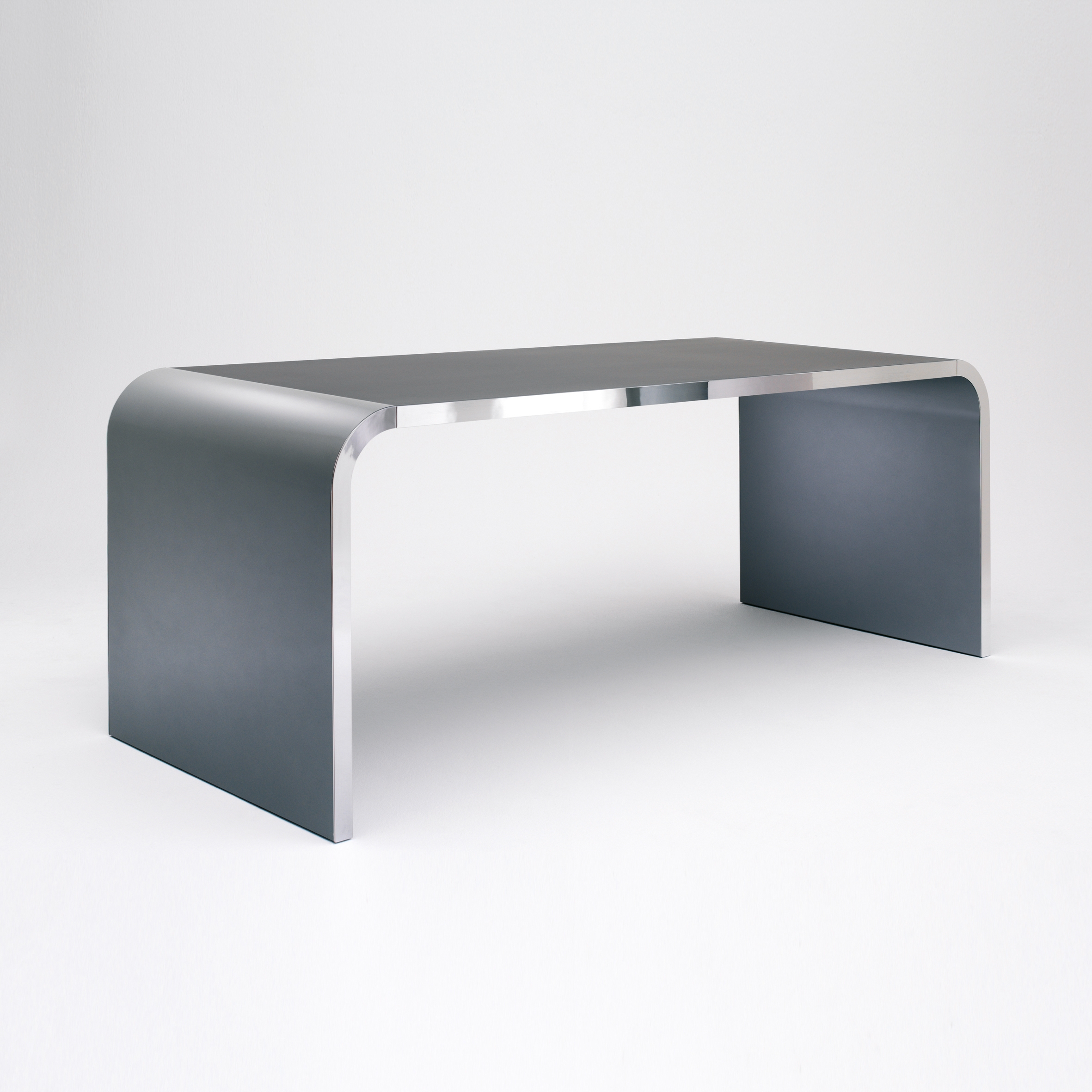 M 10 Desk