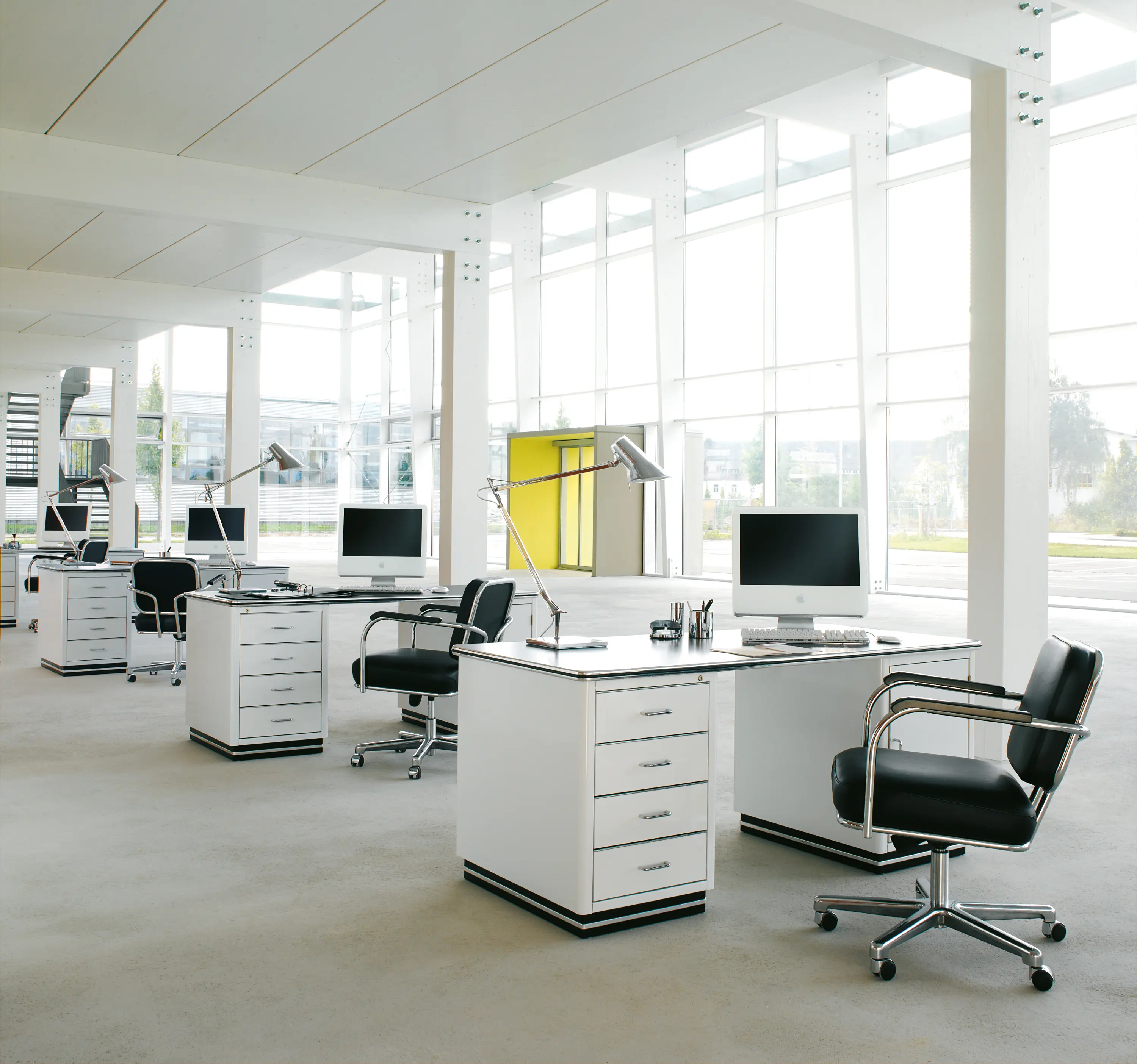 Müller Möbelfabrikation - TB 228 Desk