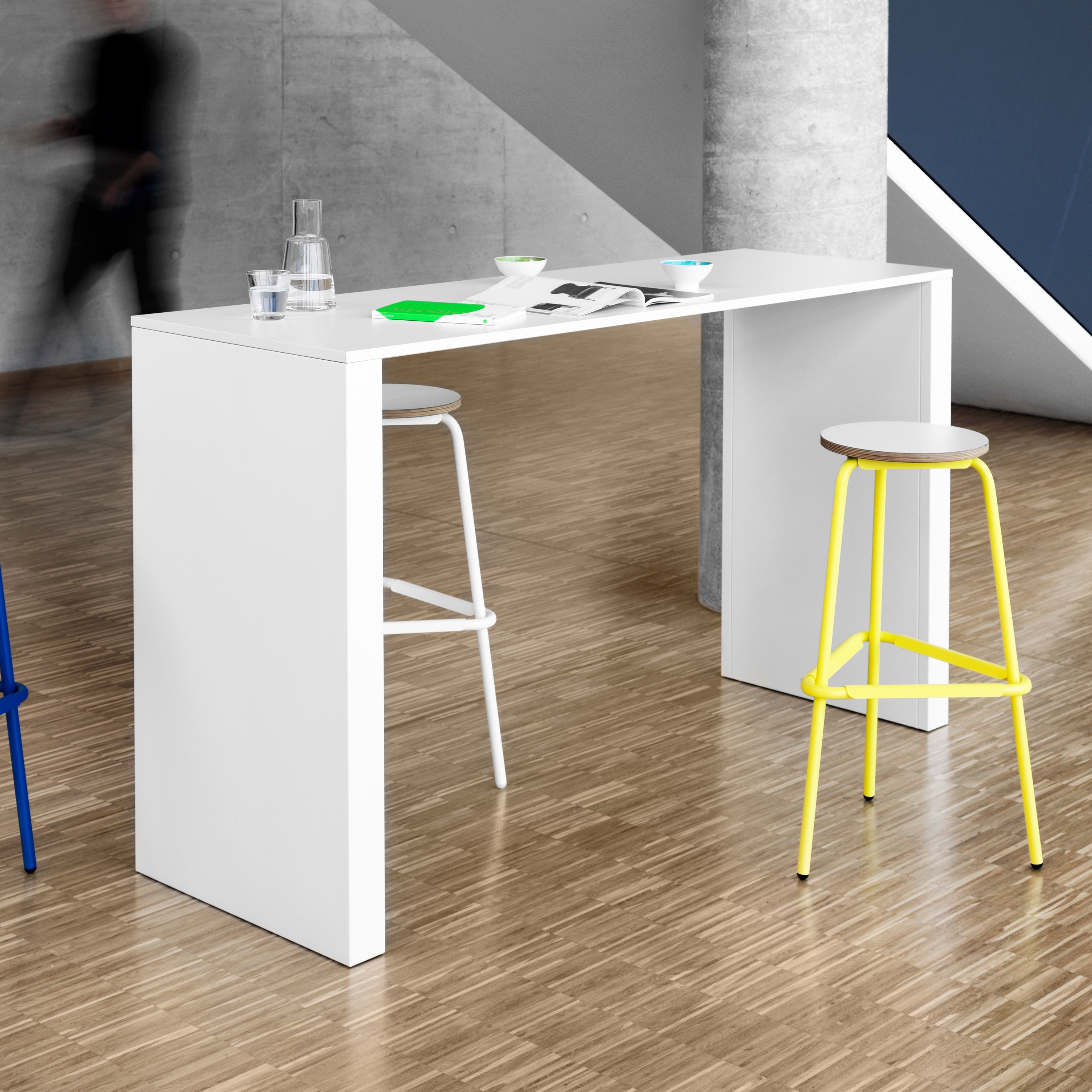 Display product WORK Bar table from manufacturer Müller Möbelfabrikation