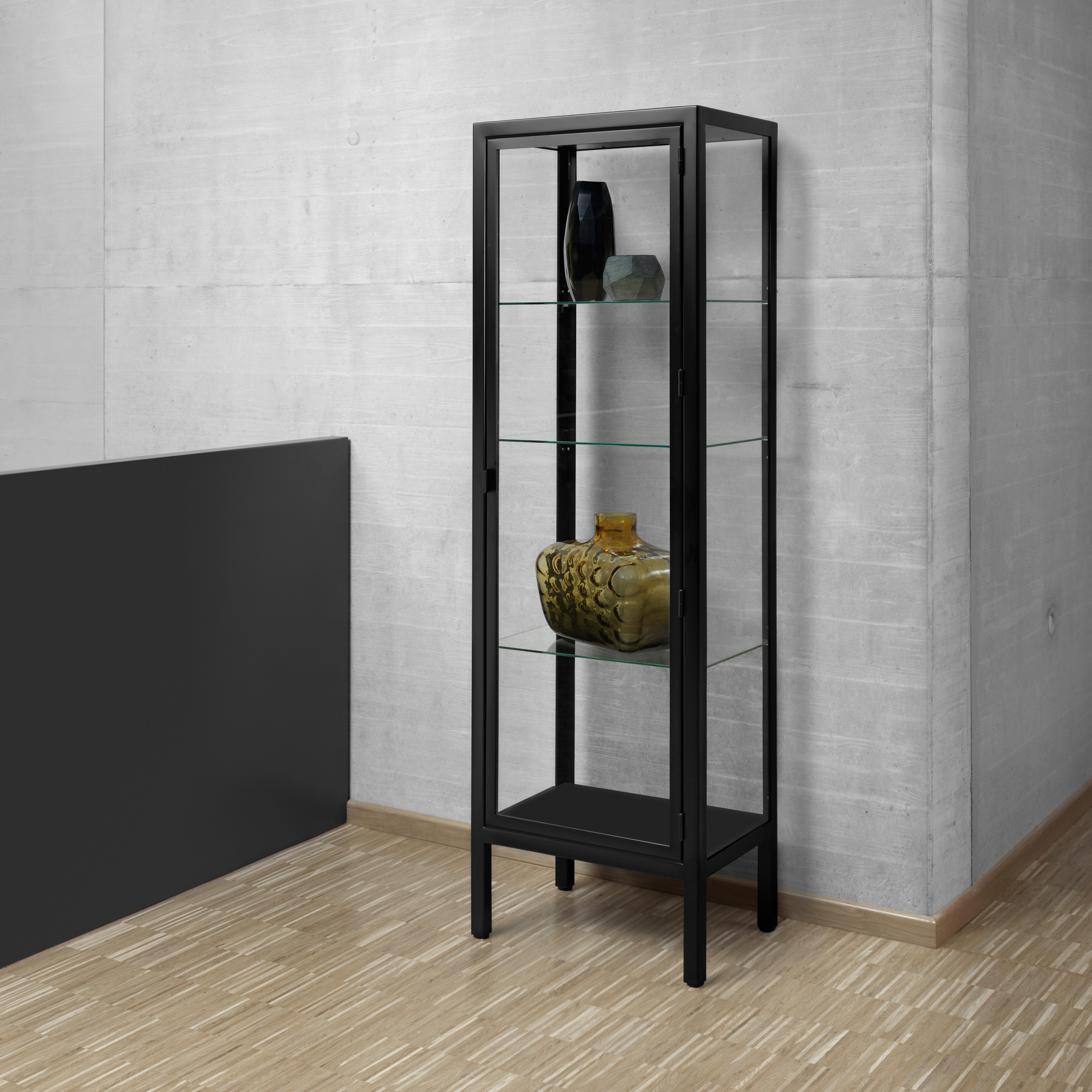 Display product GB 175 glass cabinet from manufacturer Müller Möbelfabrikation
