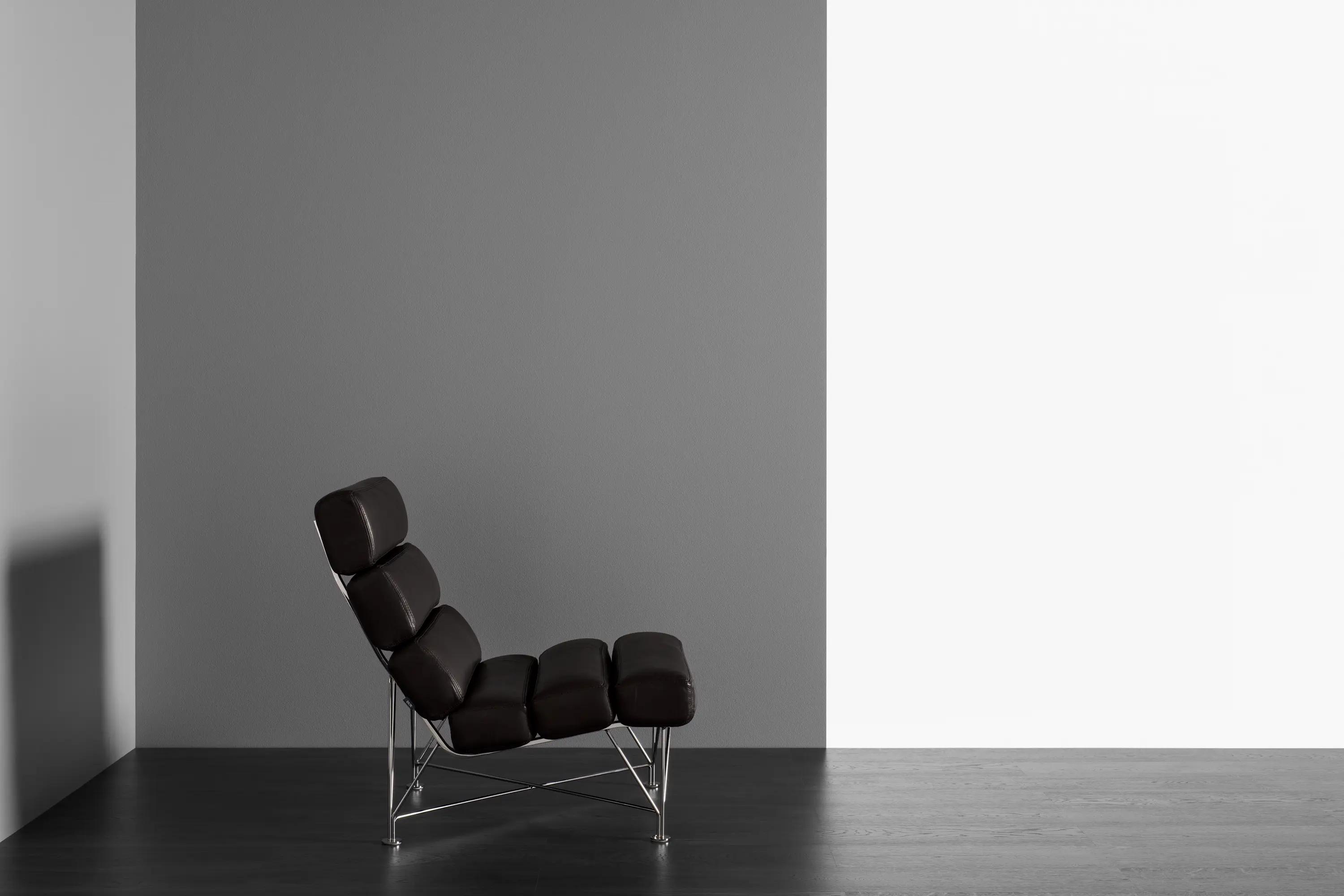 Dux - Spider Easy chair