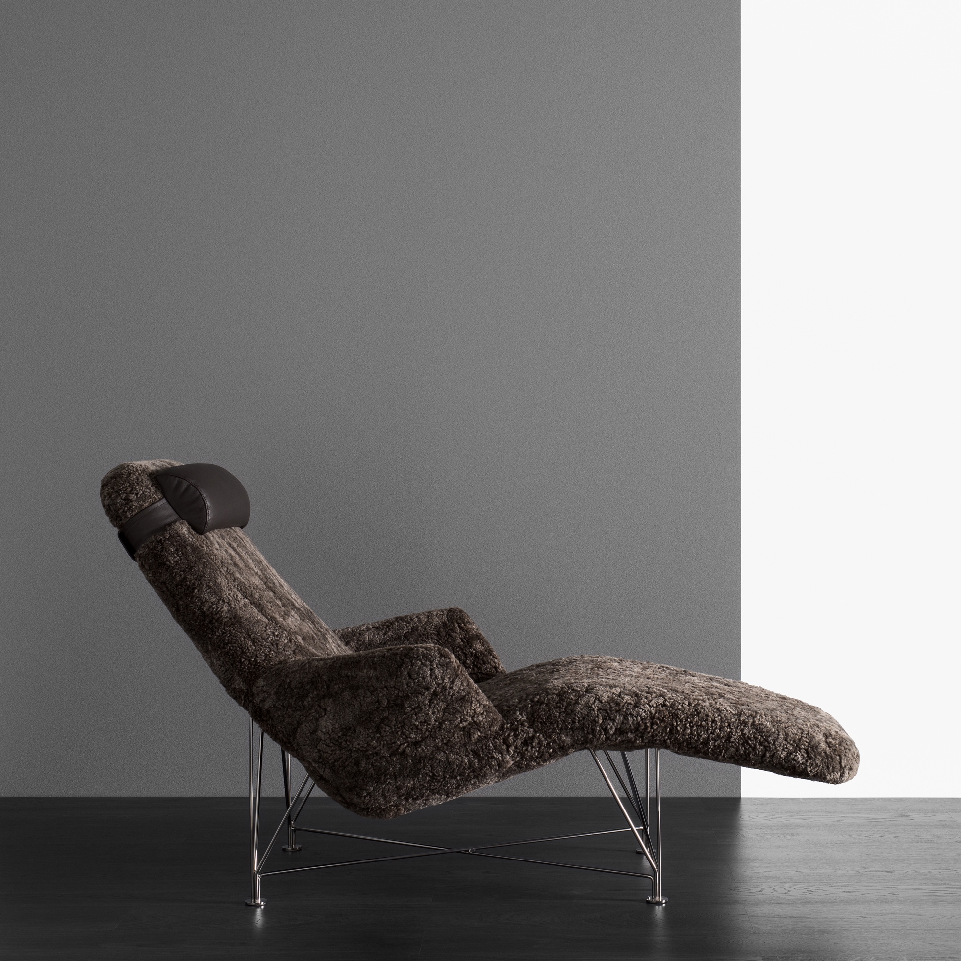 Mostra il prodotto Superspider Lounge chair del produttore Dux