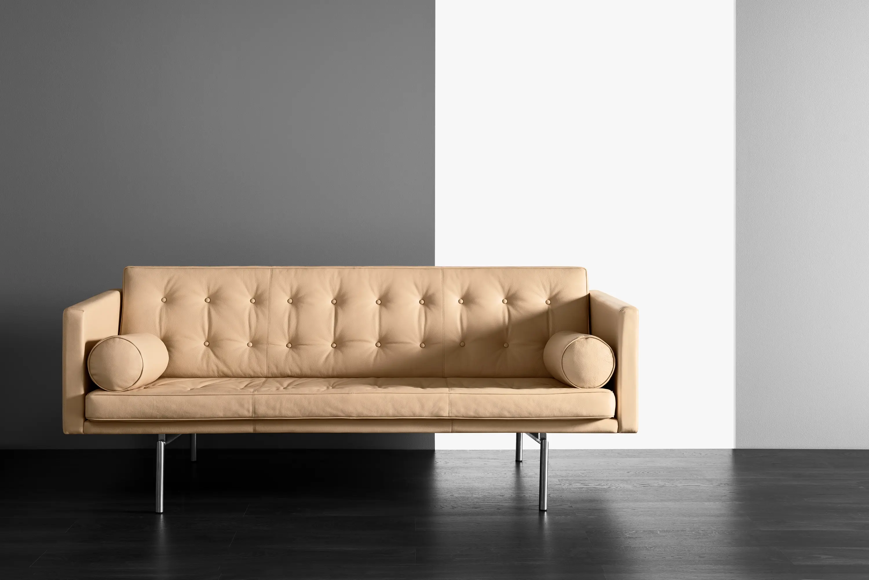 Dux - Ritzy Sofa