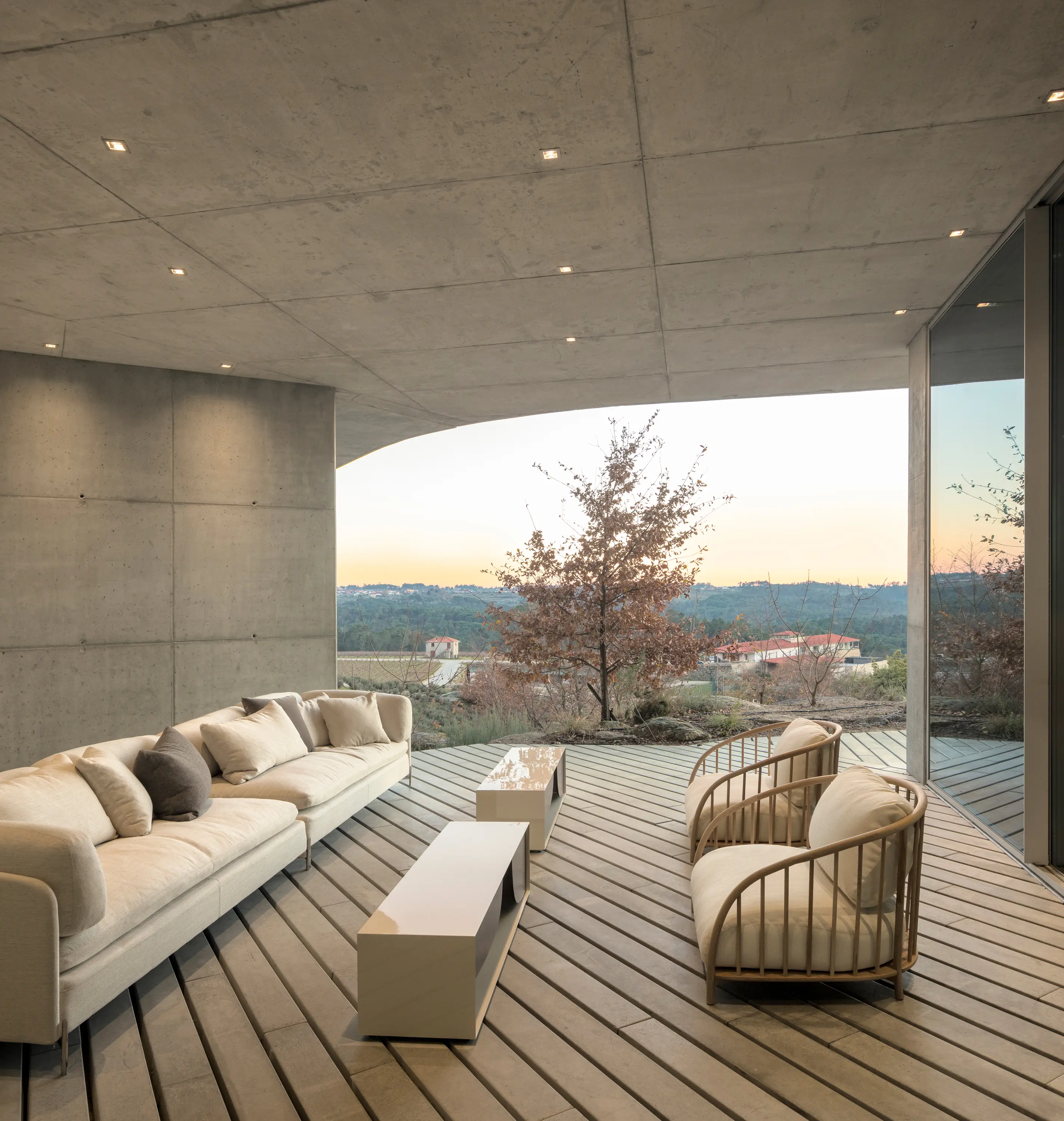 Dux - Alicia Sofa