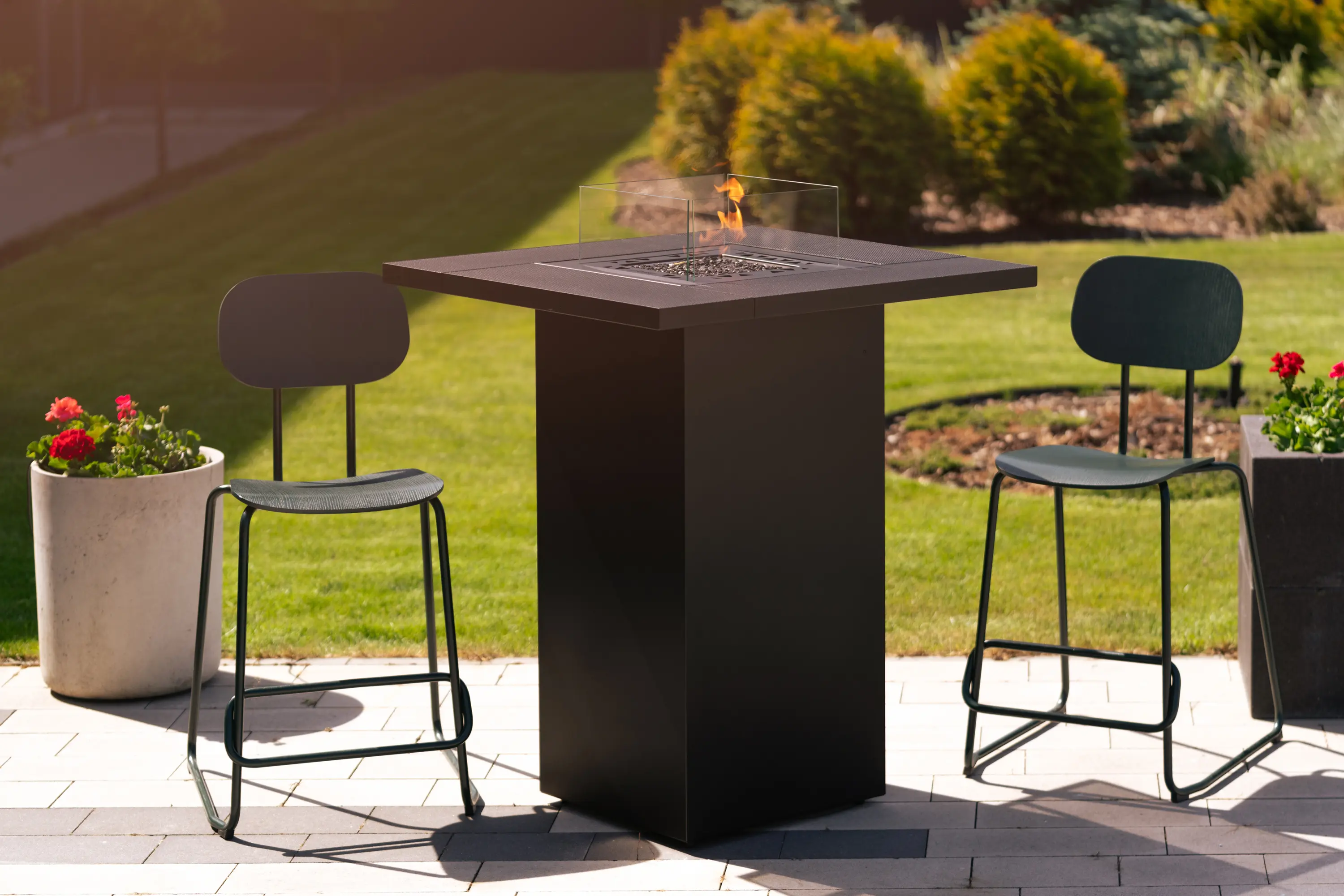 Planika - Square Table High