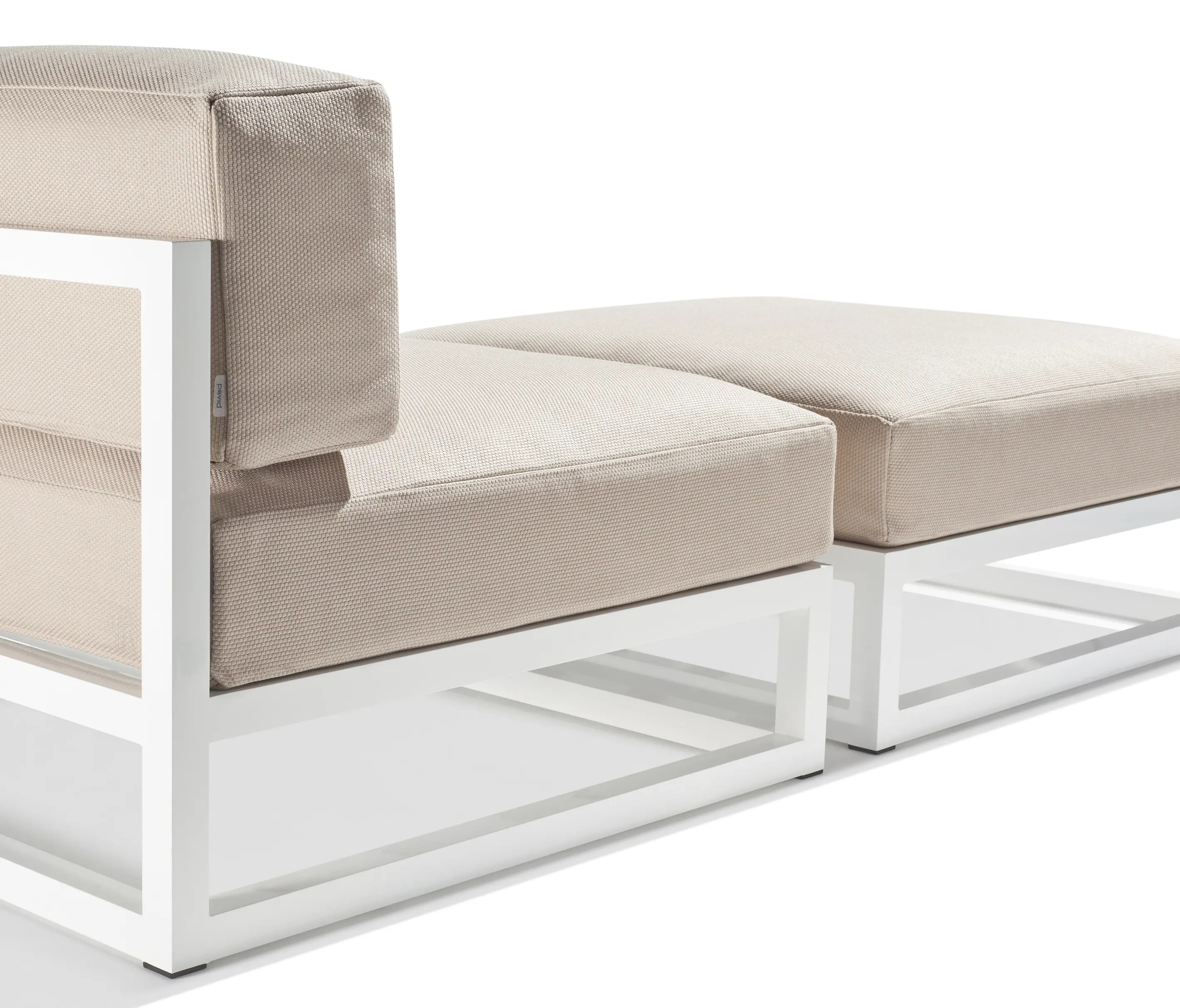 Bivaq - Nude low table