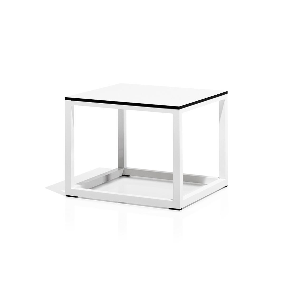 Afficher le produit Club low table du fabricant Bivaq