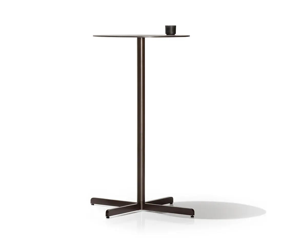 Bivaq - Sit central leg tables