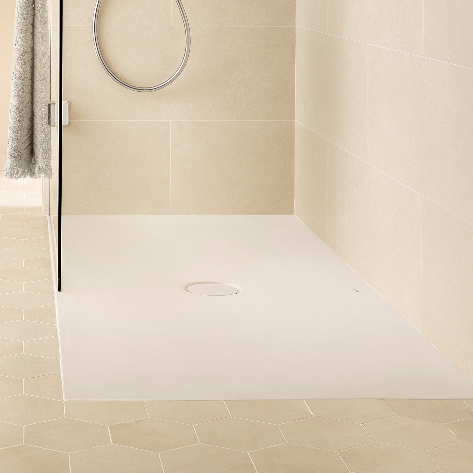 SHOWER TRAYS