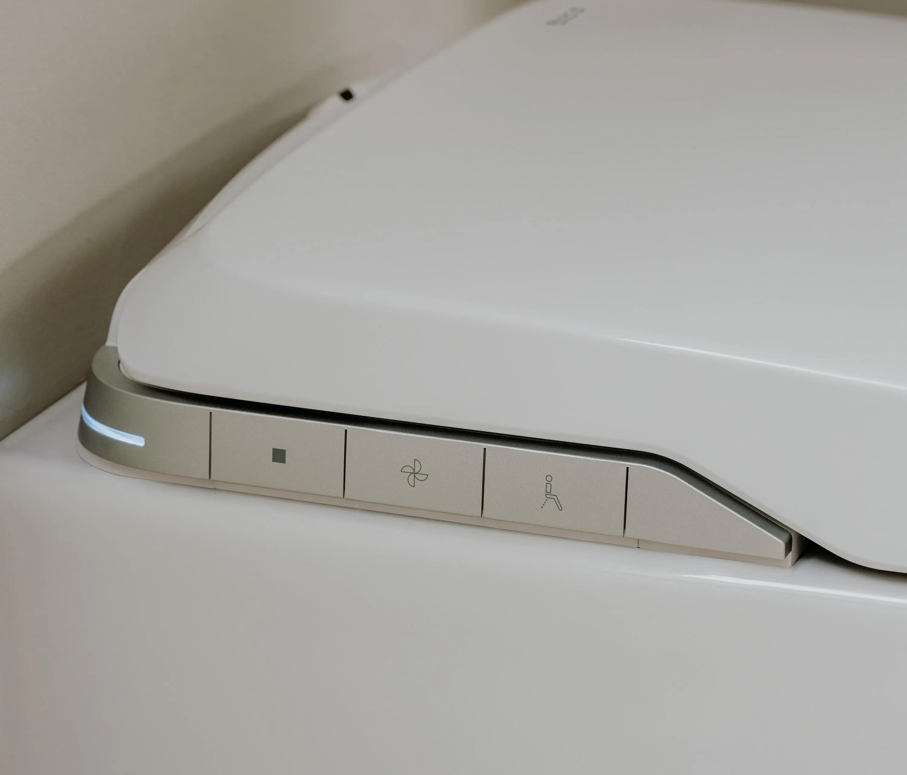 Roca - Insignia | In-Wash® Smart WC