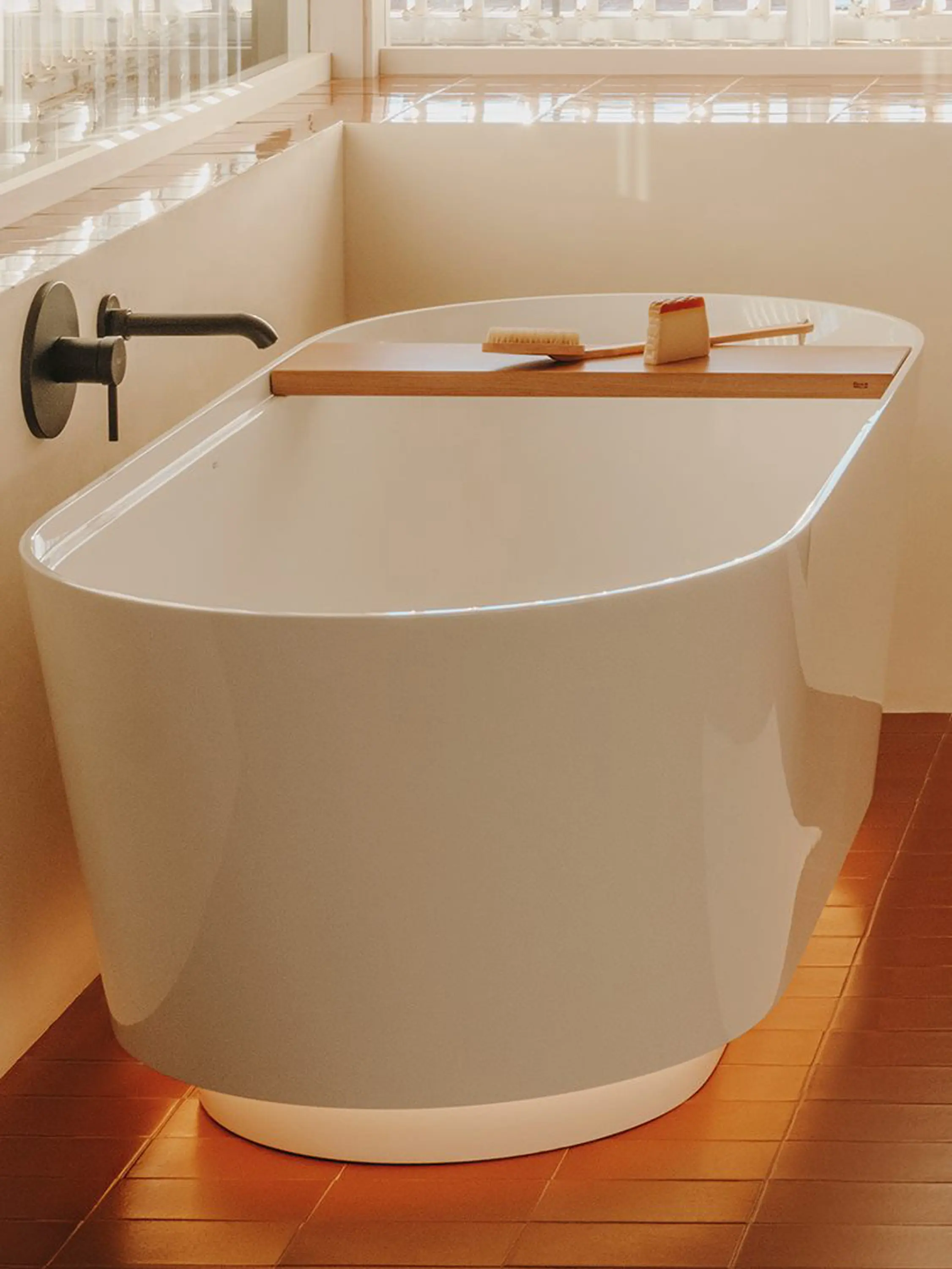 Roca - Tura | Bath | White